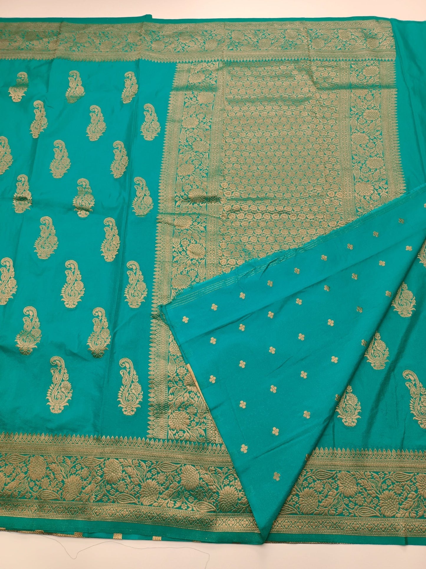 FANCY SOFT SILK SAREE - B S CHANNABASAPPA & SONS