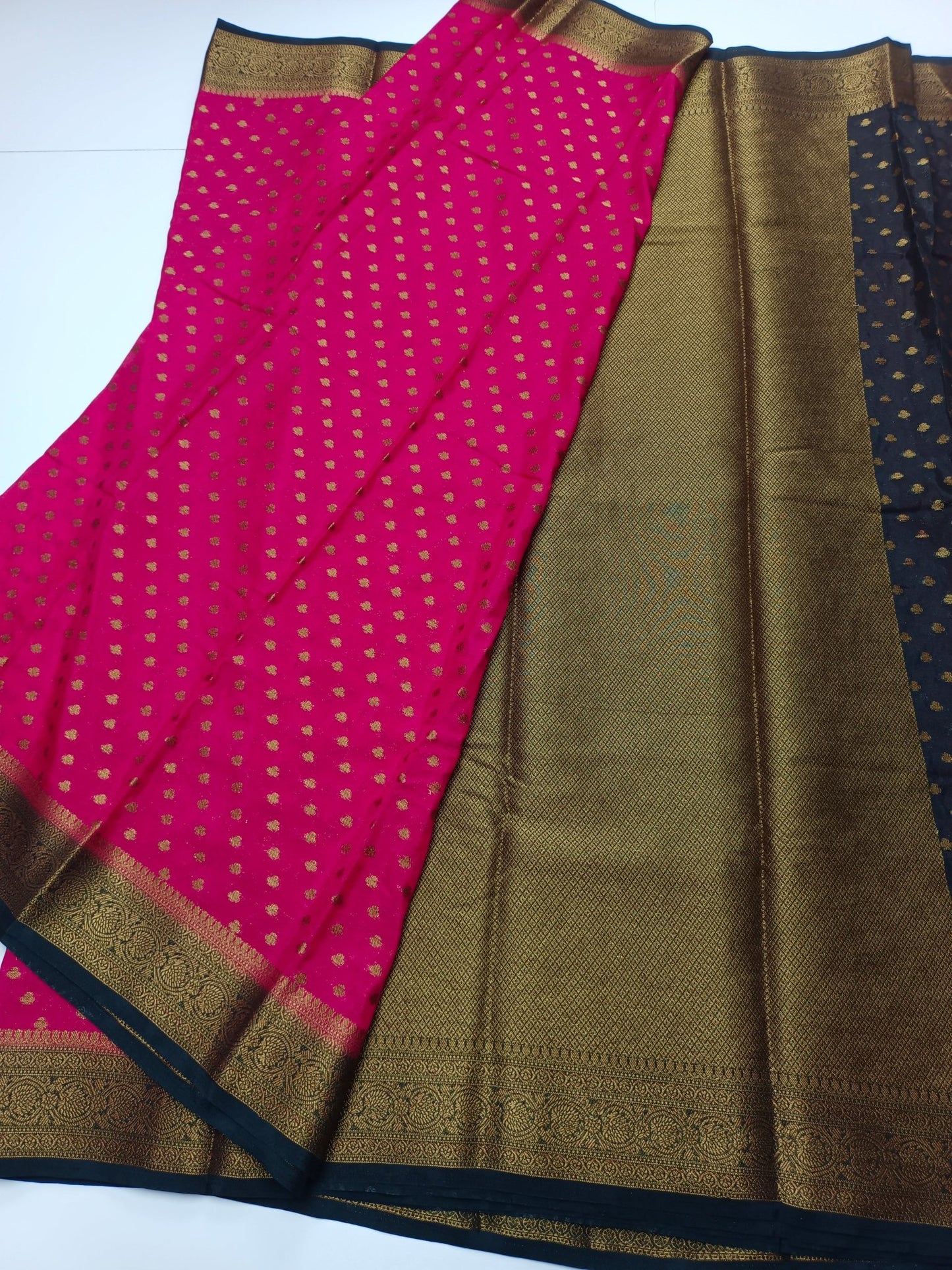 FANCY CHIFFON SAREE - B S CHANNABASAPPA & SONS