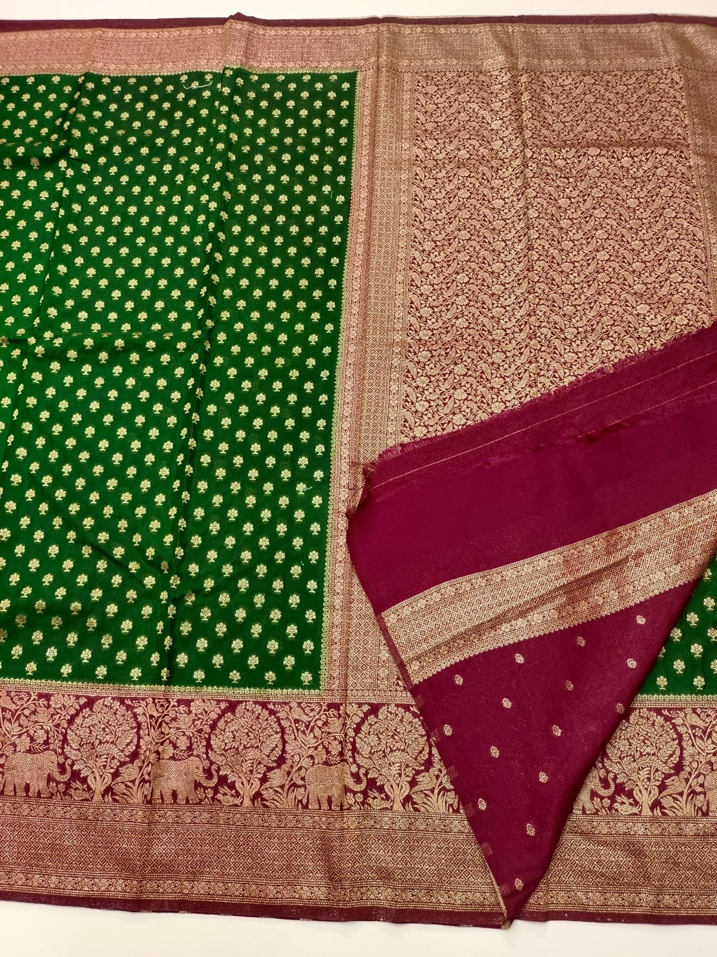FANCY CHIFFON SAREE - B S CHANNABASAPPA & SONS