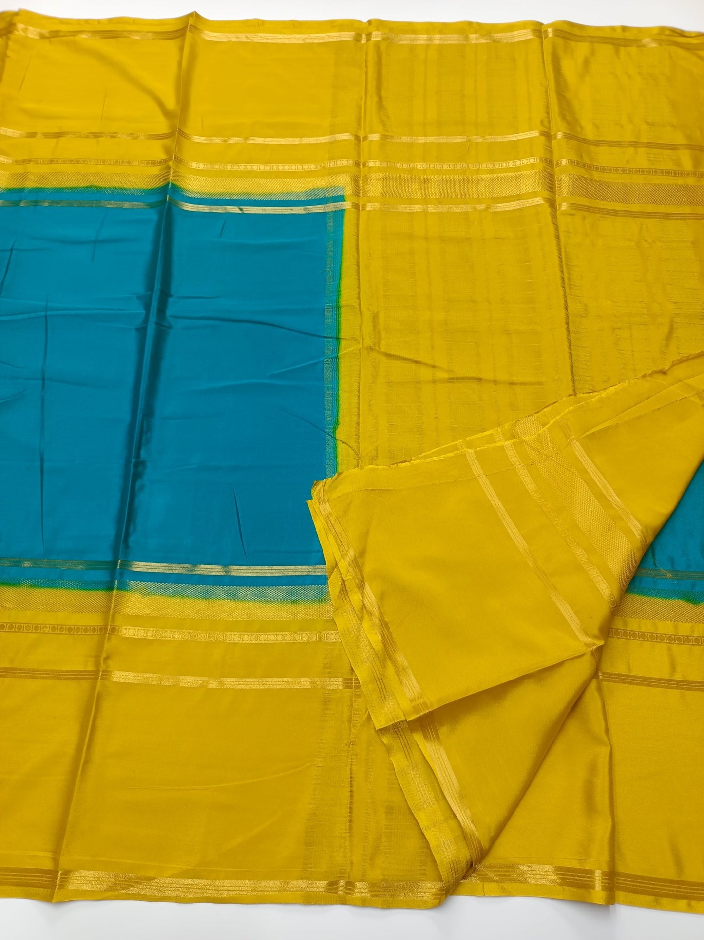 SEMI CREPE SILK SAREE - B S CHANNABASAPPA & SONS