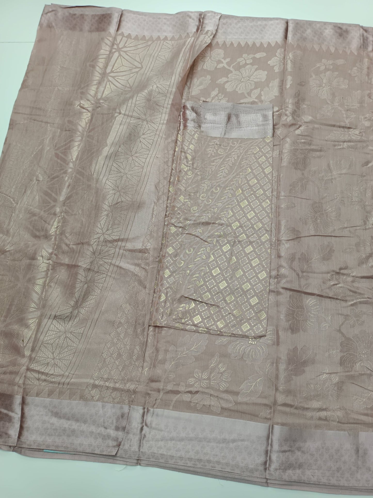 FANCY DOLA SILK SAREE - B S CHANNABASAPPA & SONS