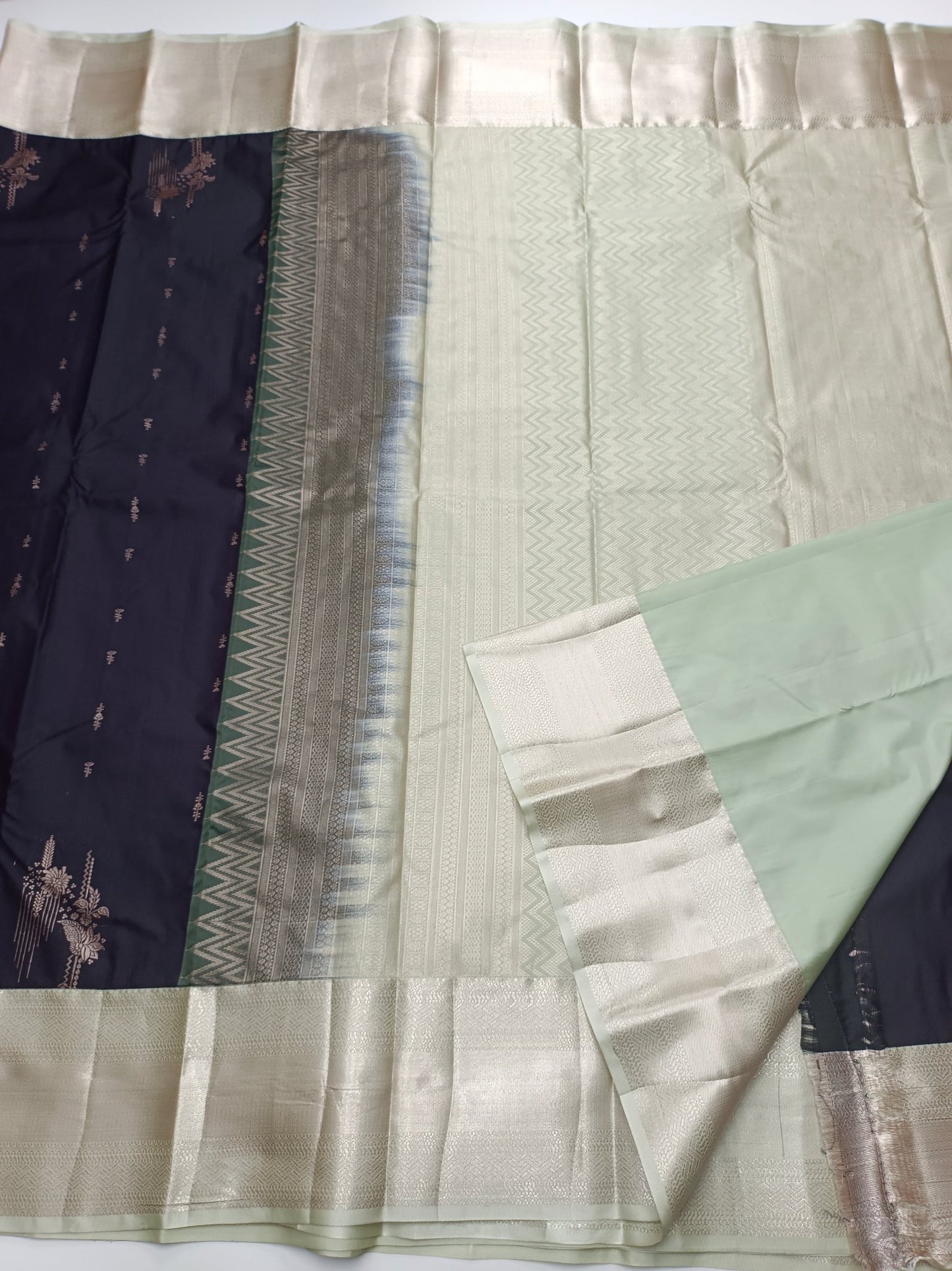 KANCHIPURAM SEMI SILK SAREE - B S CHANNABASAPPA & SONS
