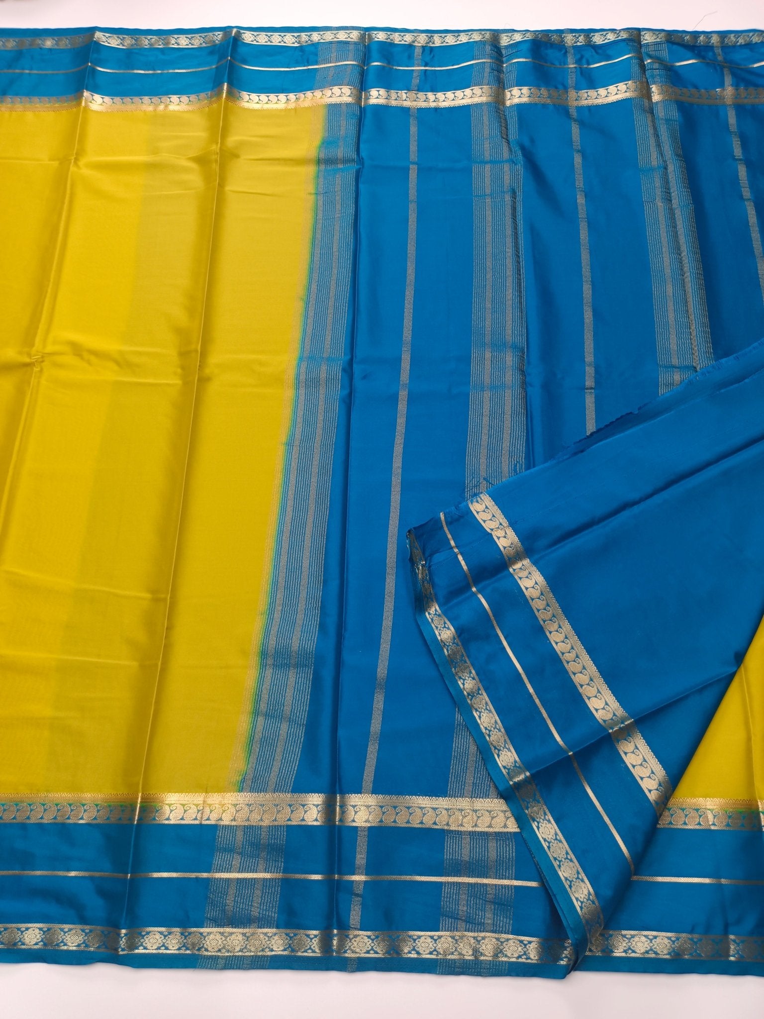 SEMI CREPE SILK SAREE - B S CHANNABASAPPA & SONS