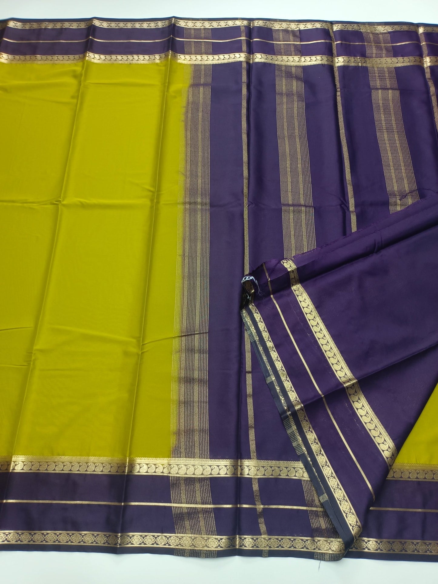 SEMI CREPE SILK SAREE - B S CHANNABASAPPA & SONS