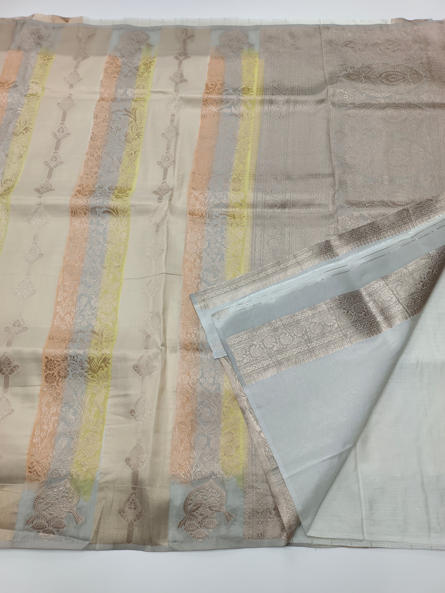 FANCY DOLA CREPE SAREE