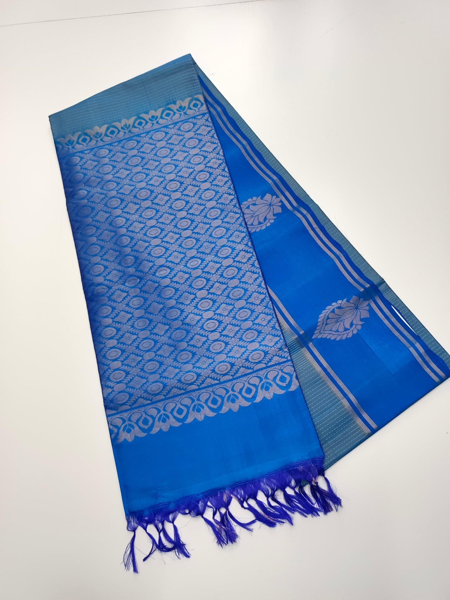 KANCHIPURAM SEMI SILK SAREE