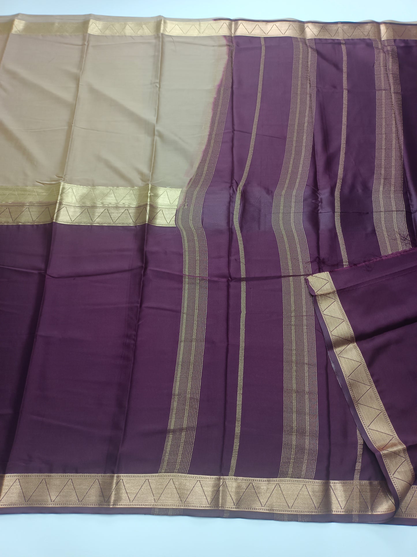 2D SEMI CREPE SILK SAREE