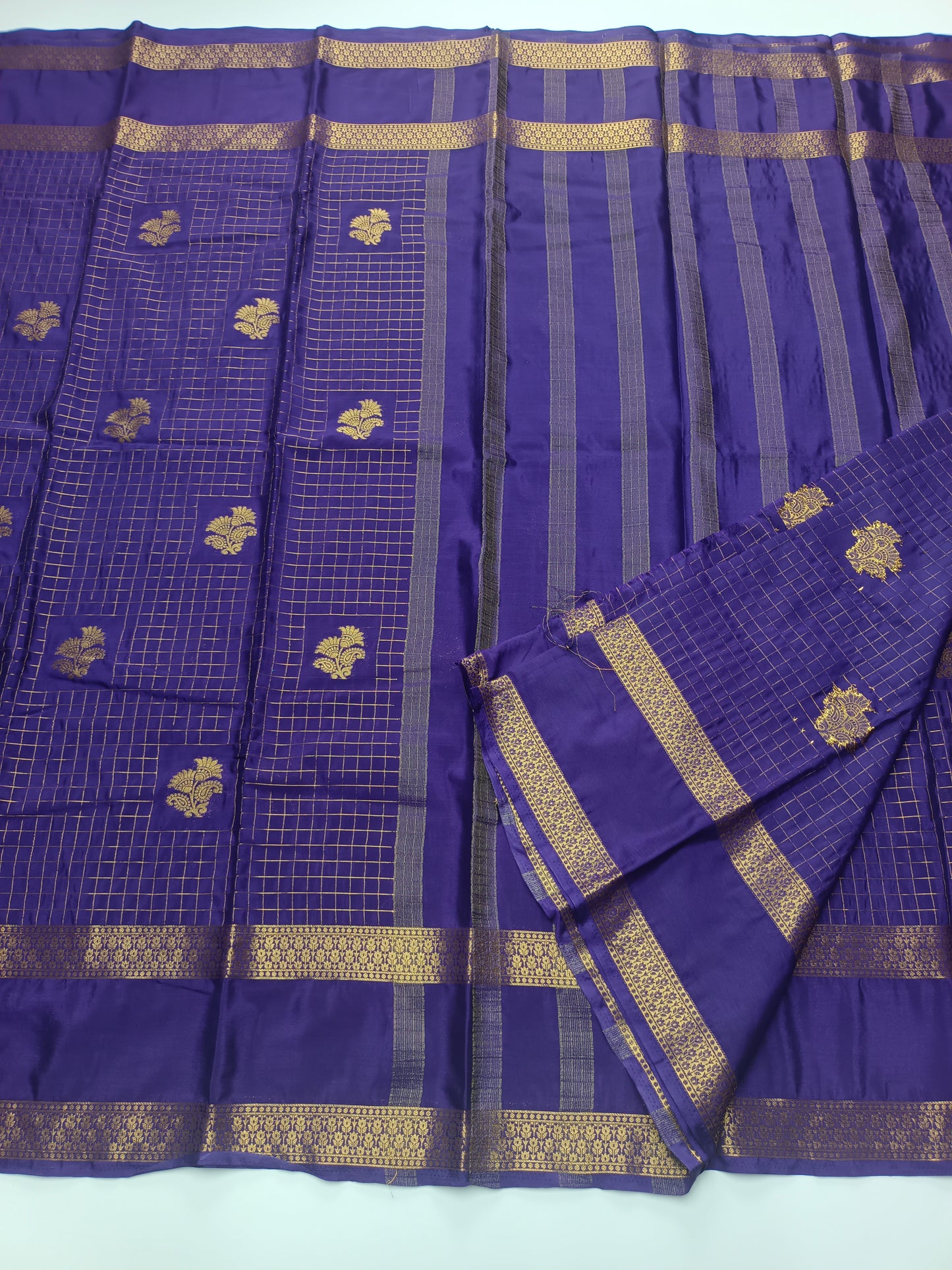 SEMI CRPE SILK SAREE