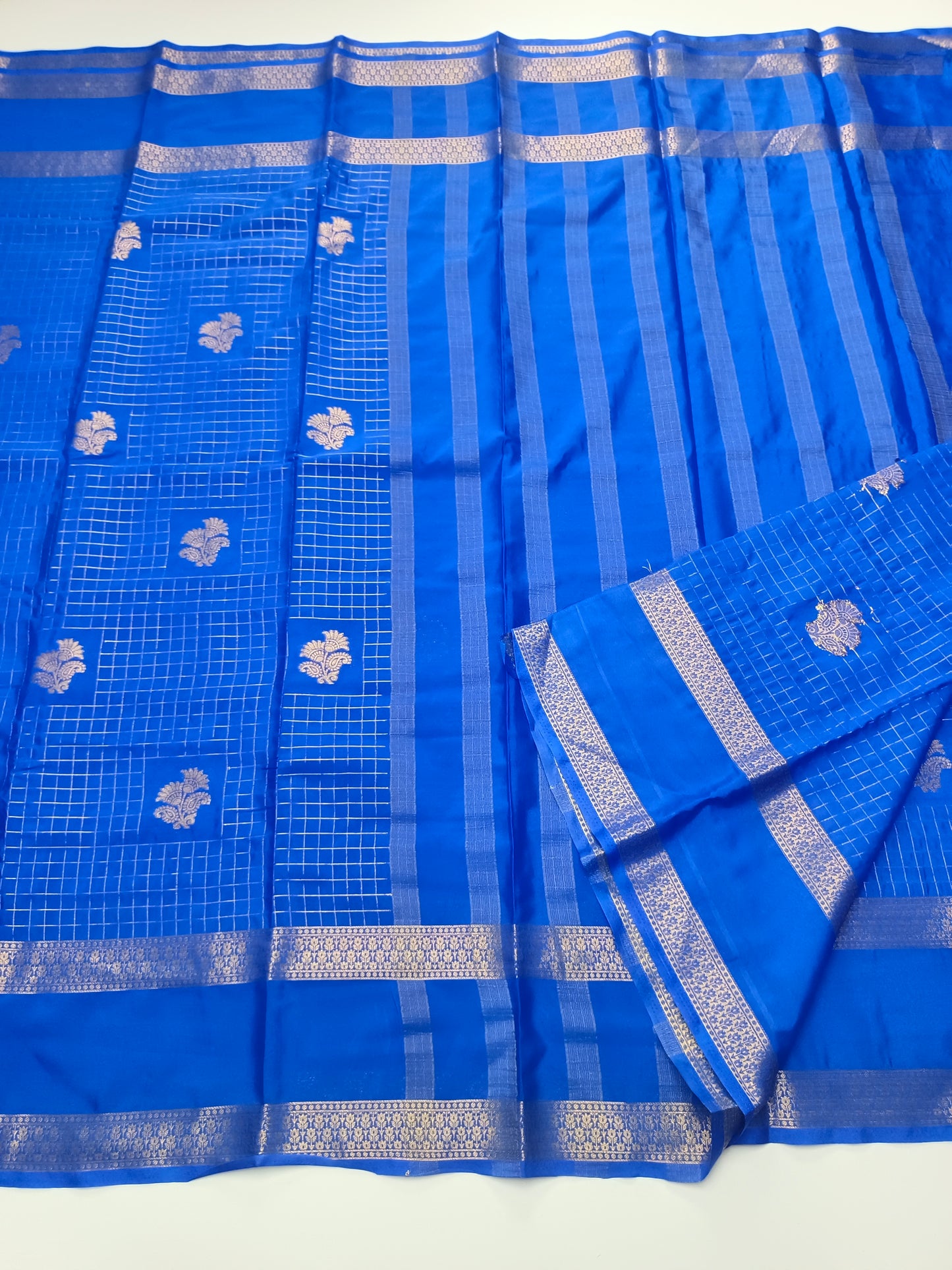 SEMI CRPE SILK SAREE