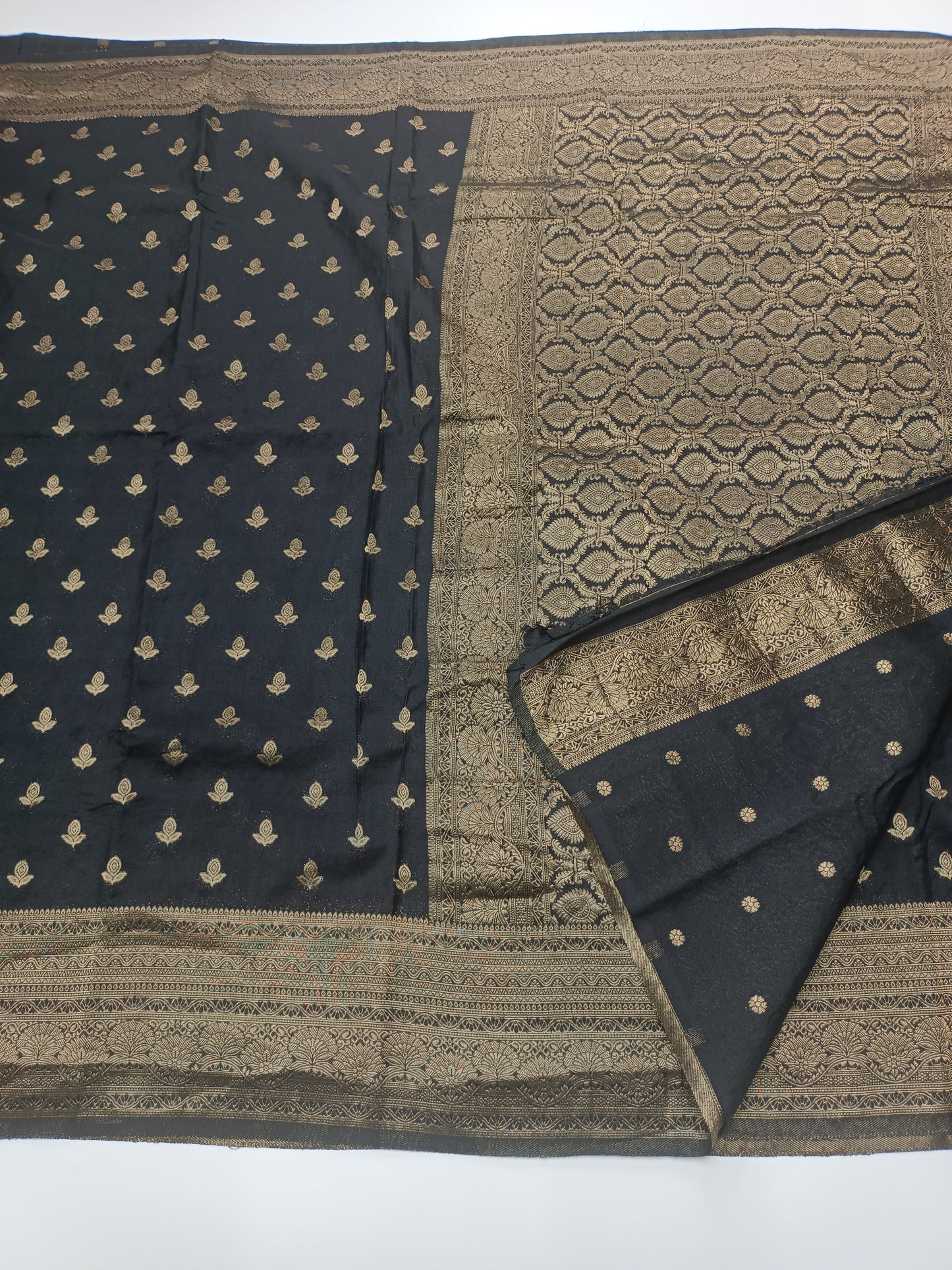 FANCY CRUSH CHIFFON SAREE