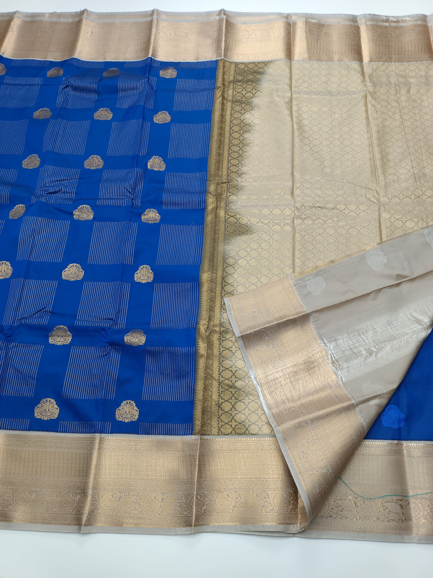 KANCHIPURAM SEMI SILK SAREE