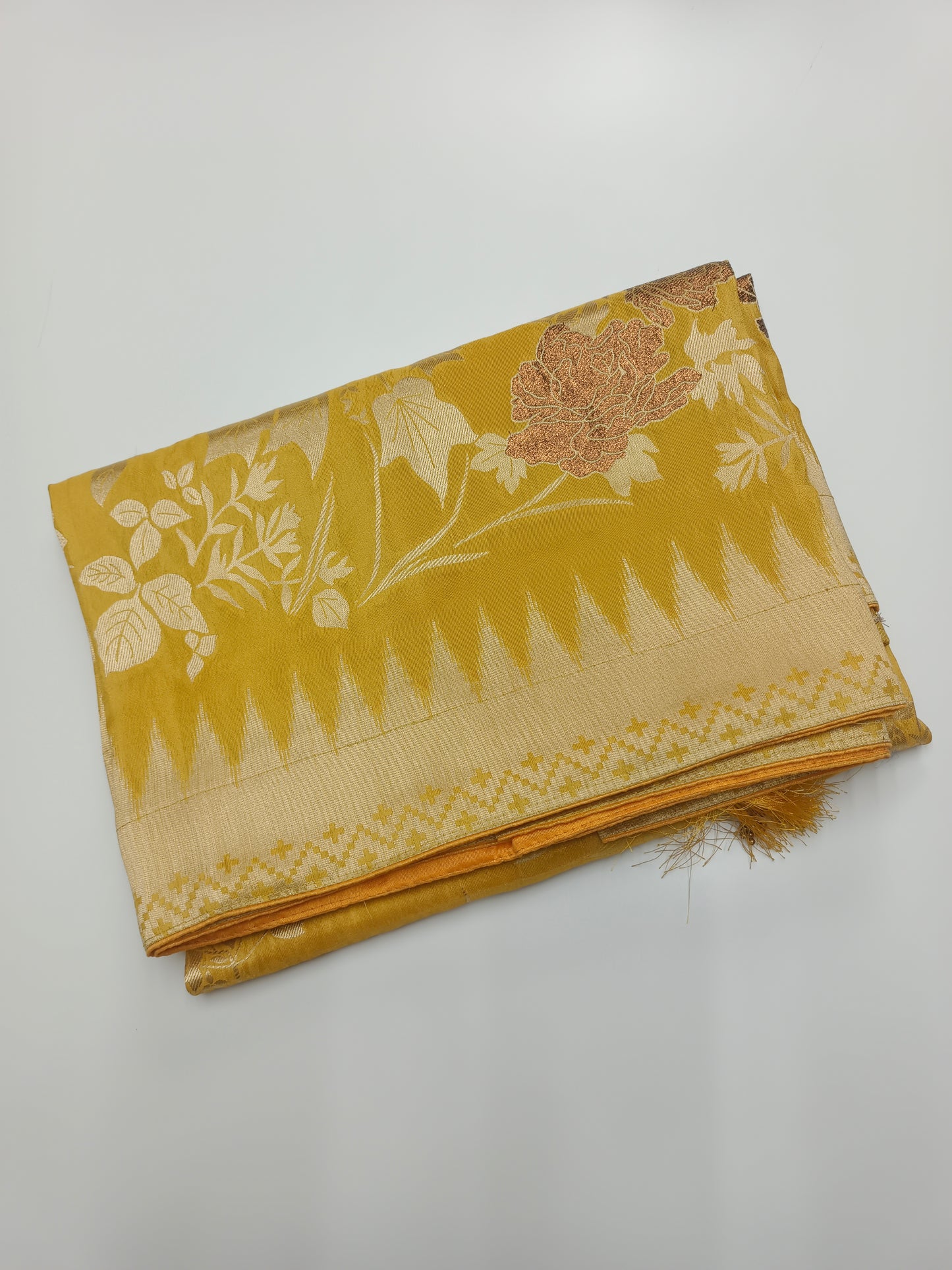 FANCY SEMI DOLA SILK SAREE (SPECIAL 30% DISCOUNT)