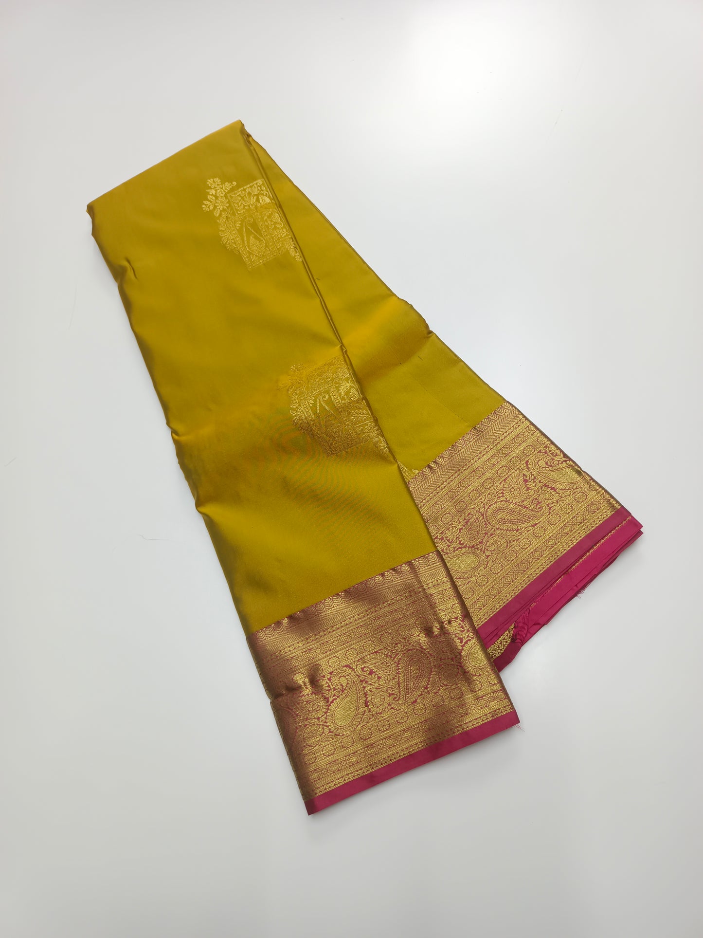 KANCHIPURAM SEMI SILK SAREE