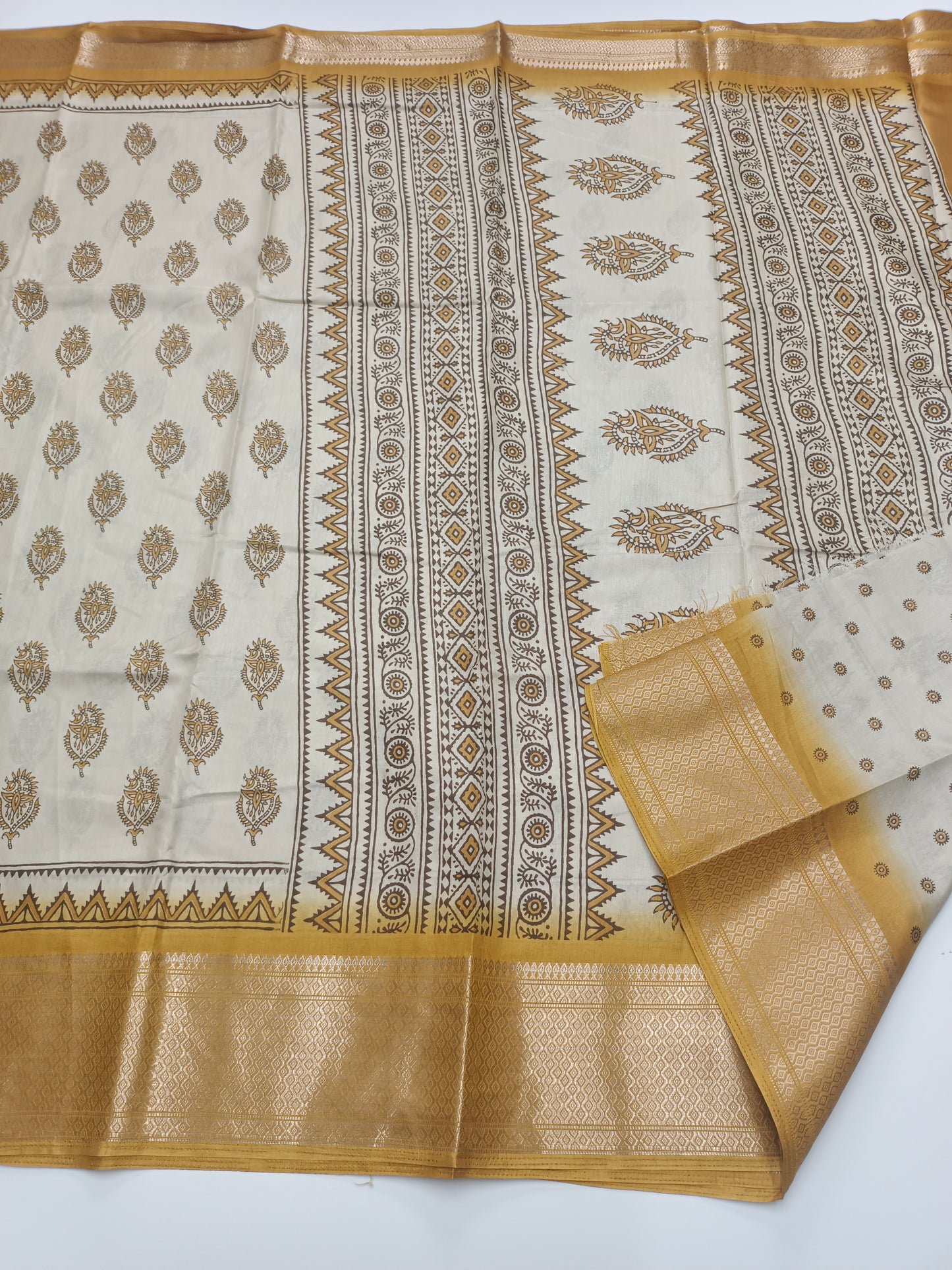 FANCY DOLA SILK SAREE