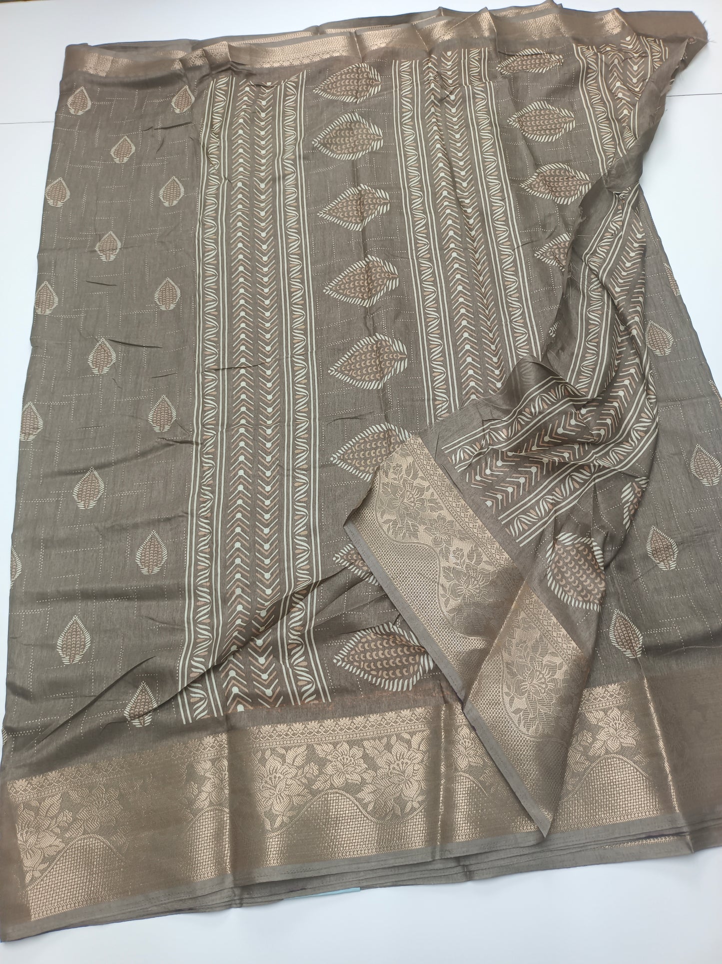 FANCY DOLA SILK SAREE