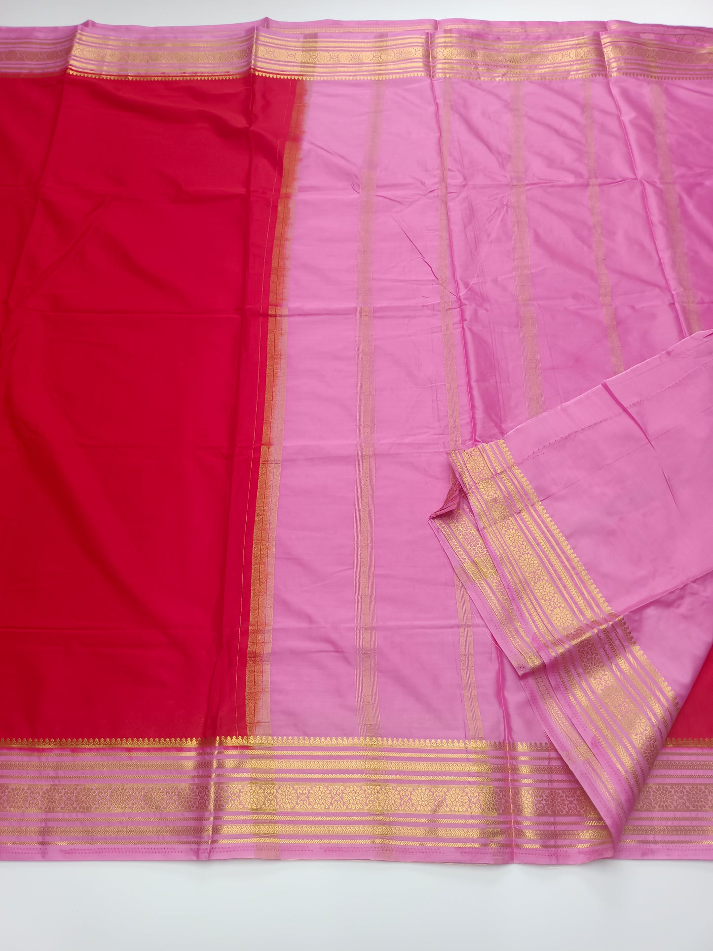 ART CREPE SAREE
