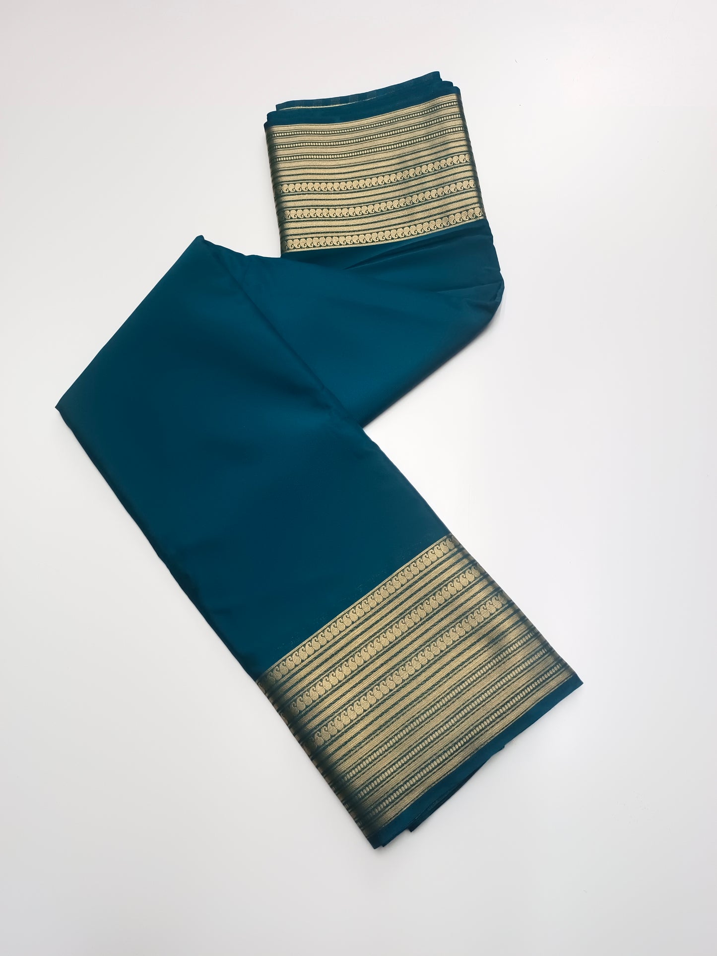SEMI CREPE SILK SAREE (STAIN PROOF )