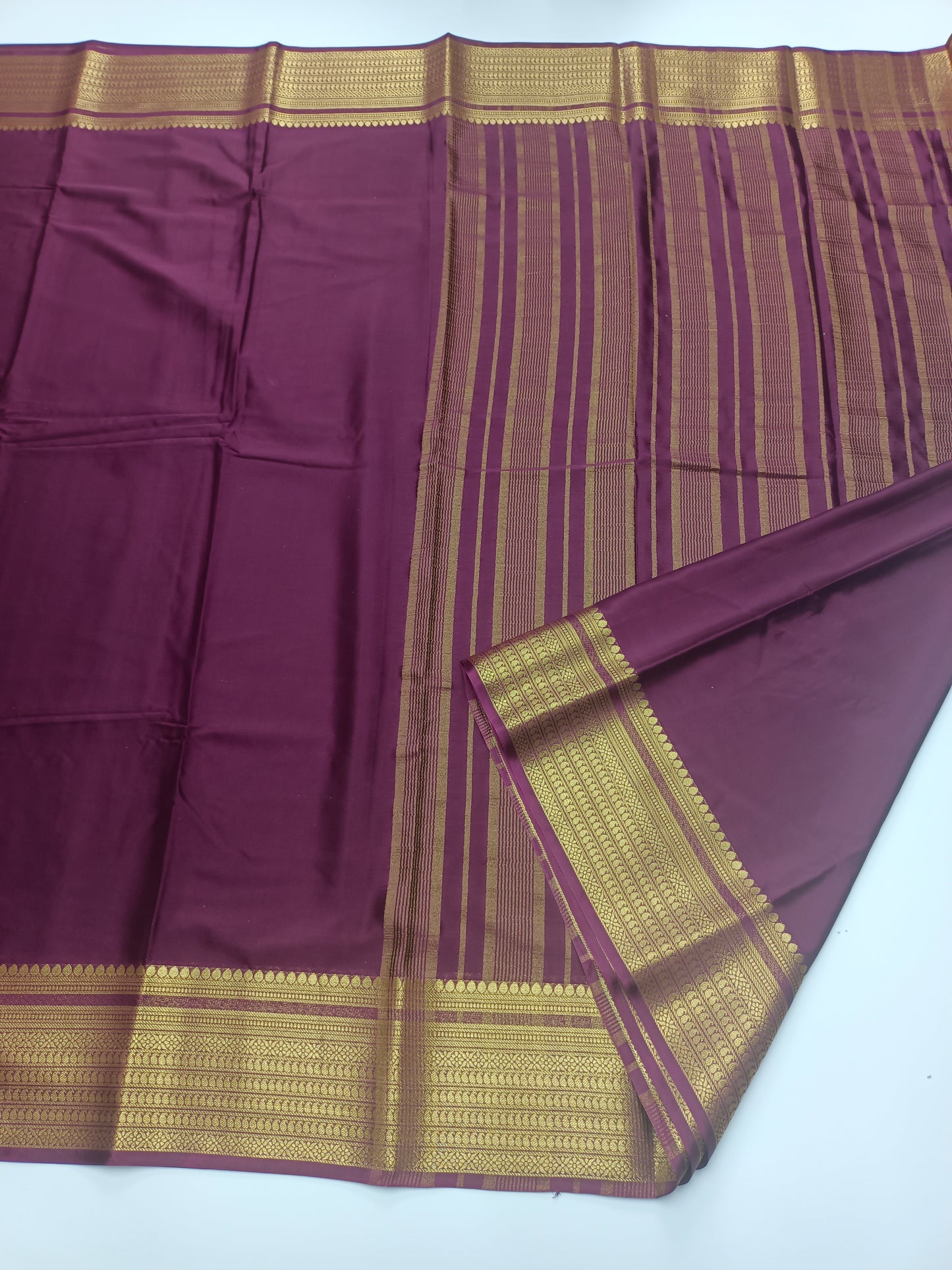 SEMI CREPE SILK SAREE (STAIN PROOF )