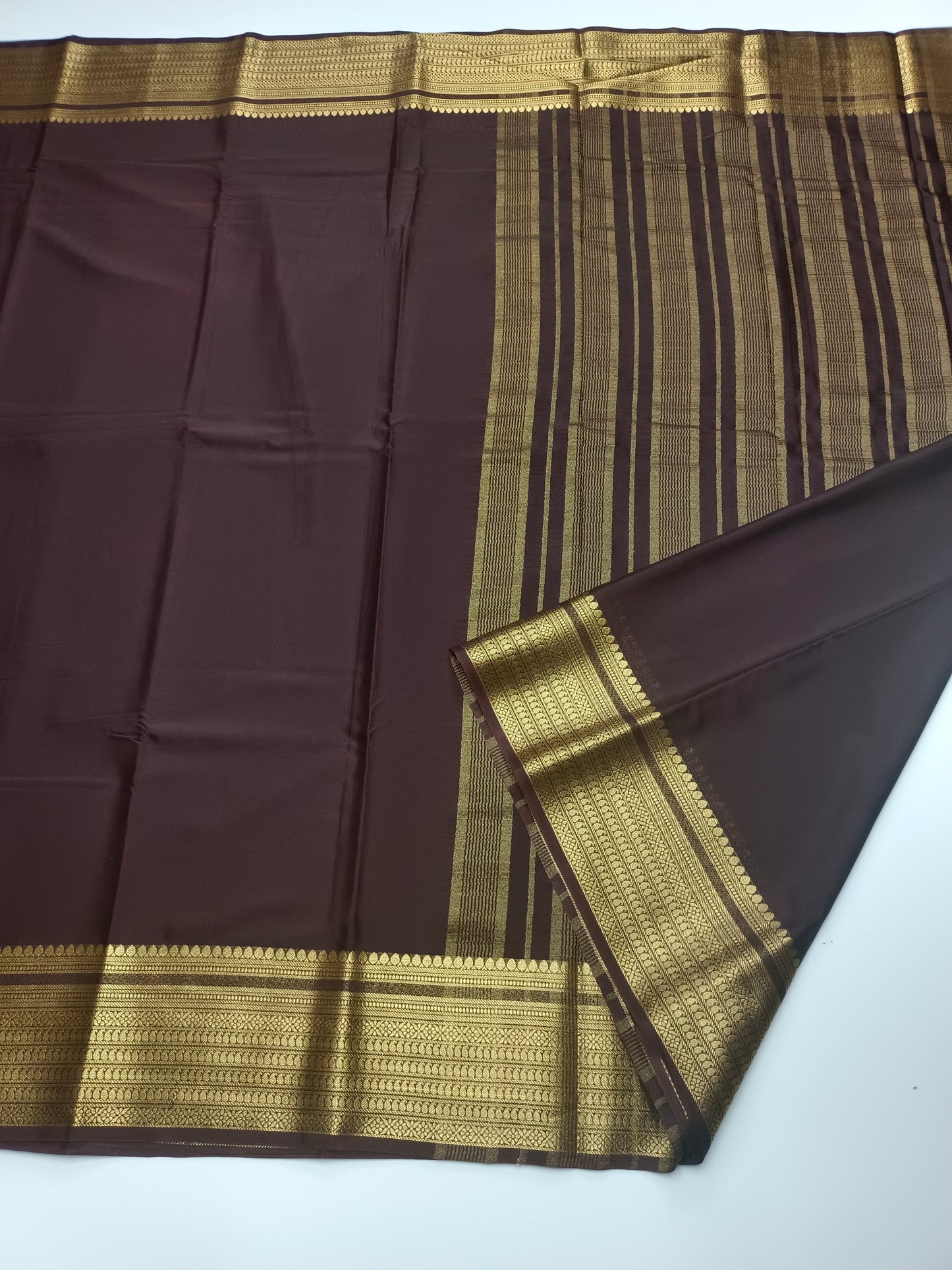 SEMI CREPE SILK SAREE (STAIN PROOF )