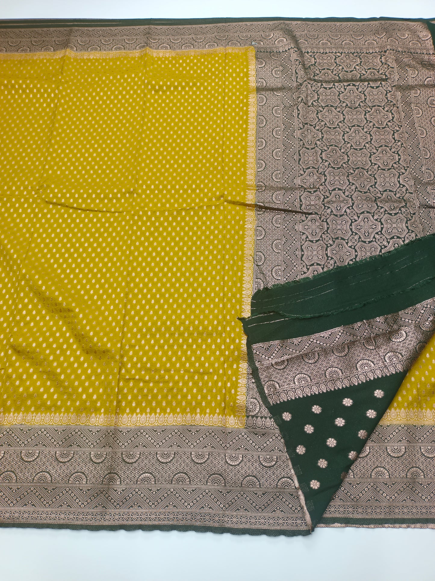 1000 BUTTA FANCY CREPE SAREE