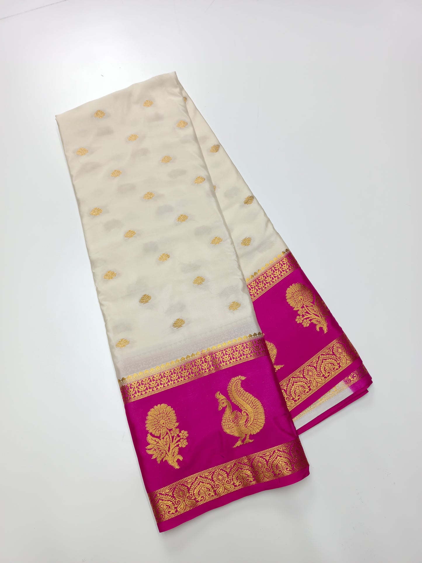 ART CREPE SAREE