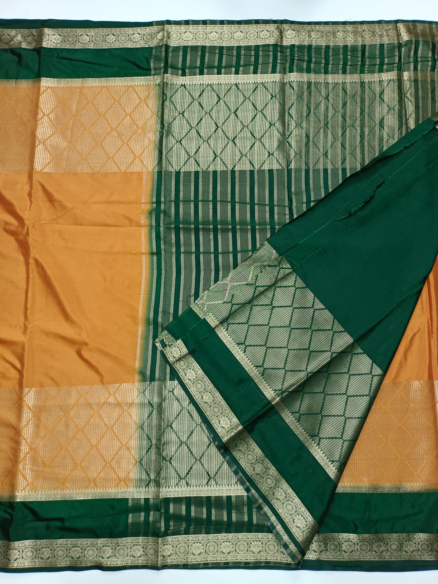 ART CREPE SAREE