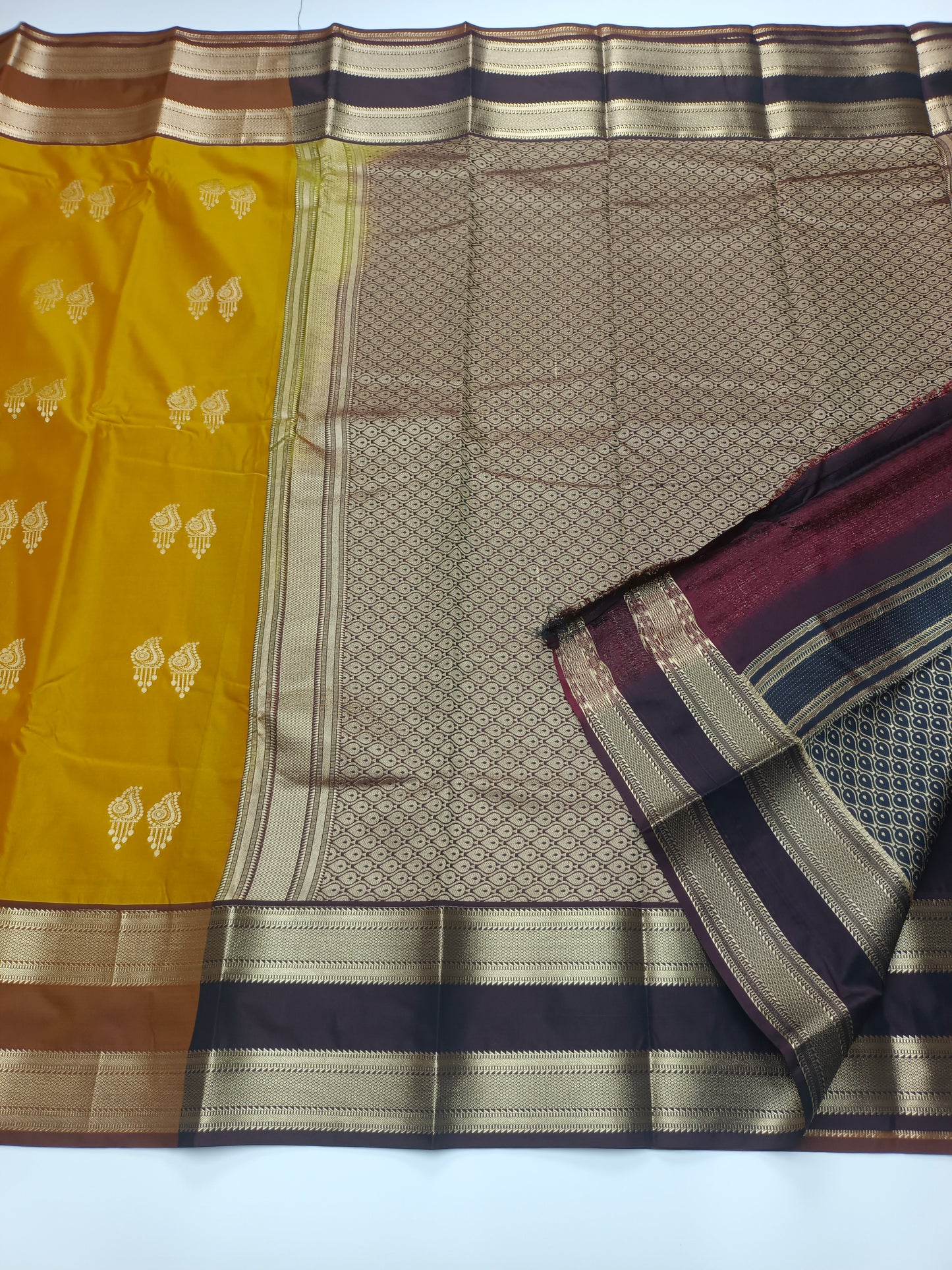 KANCHIPURAM SEMI SILK SAREE