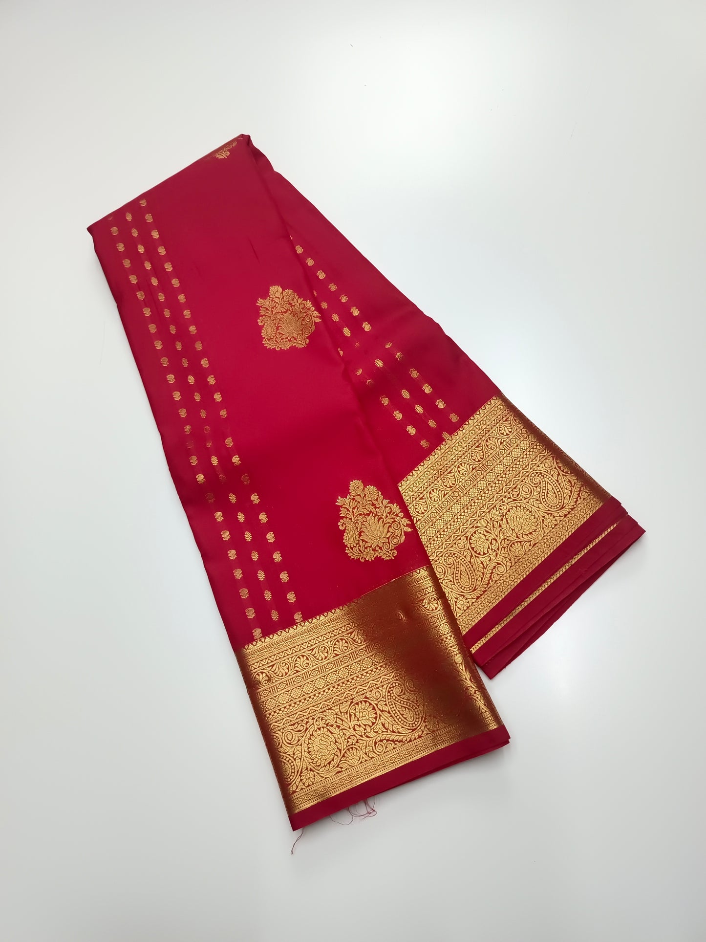 KANCHIPURAM SEMI SILK SAREE