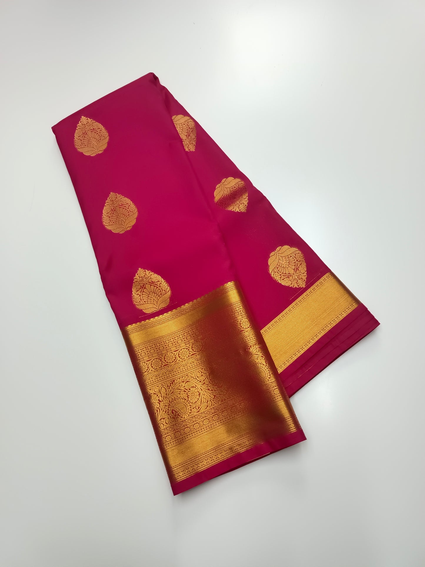 KANCHIPURAM SEMI SILK SAREE