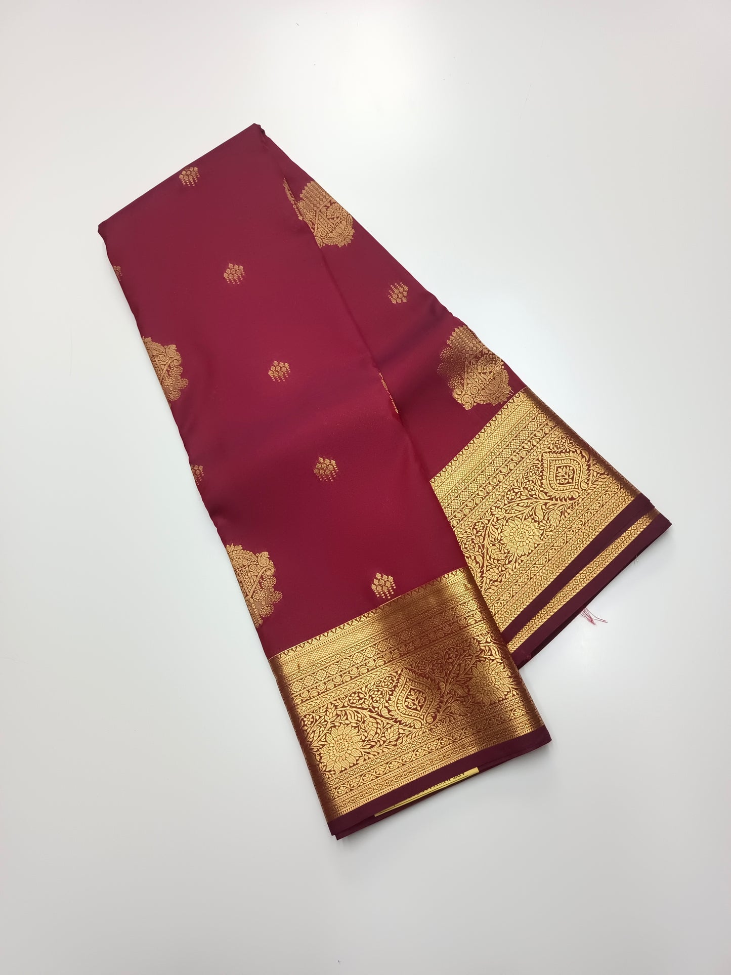 KANCHIPURAM SEMI SILK SAREE