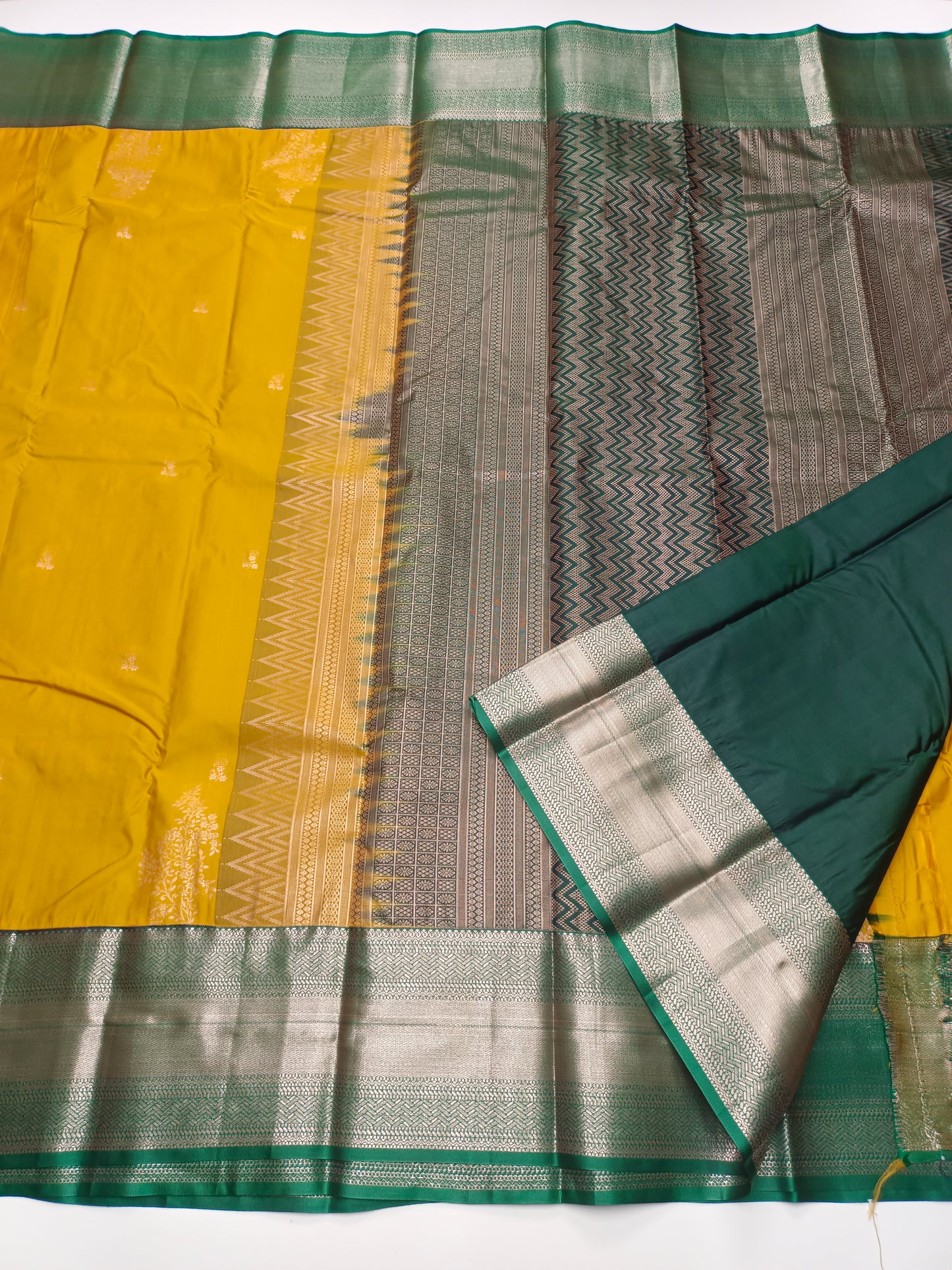 KANCHIPURAM SEMI SILK SAREE