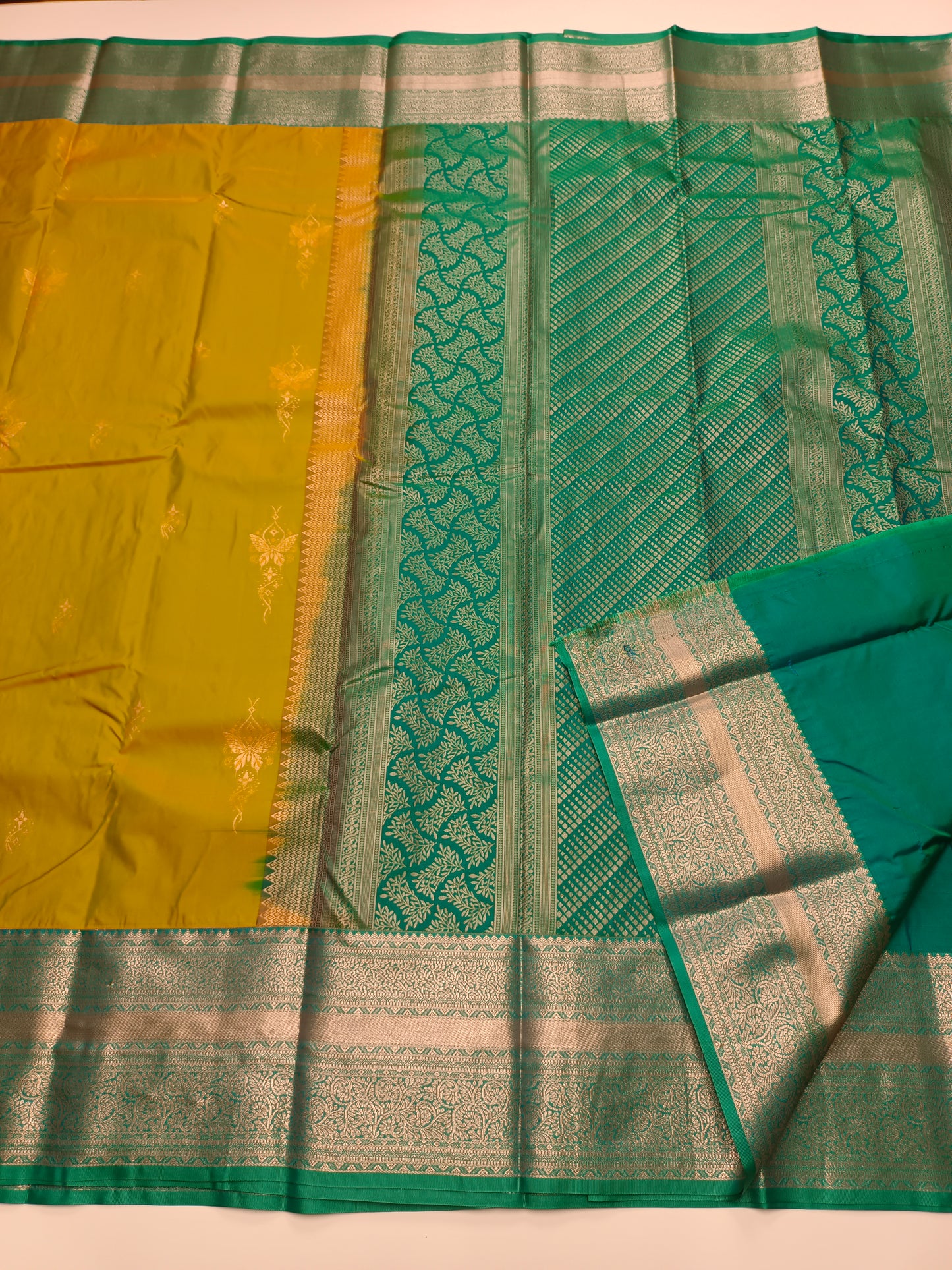 KANCHIPURAM SEMI SILK SAREE