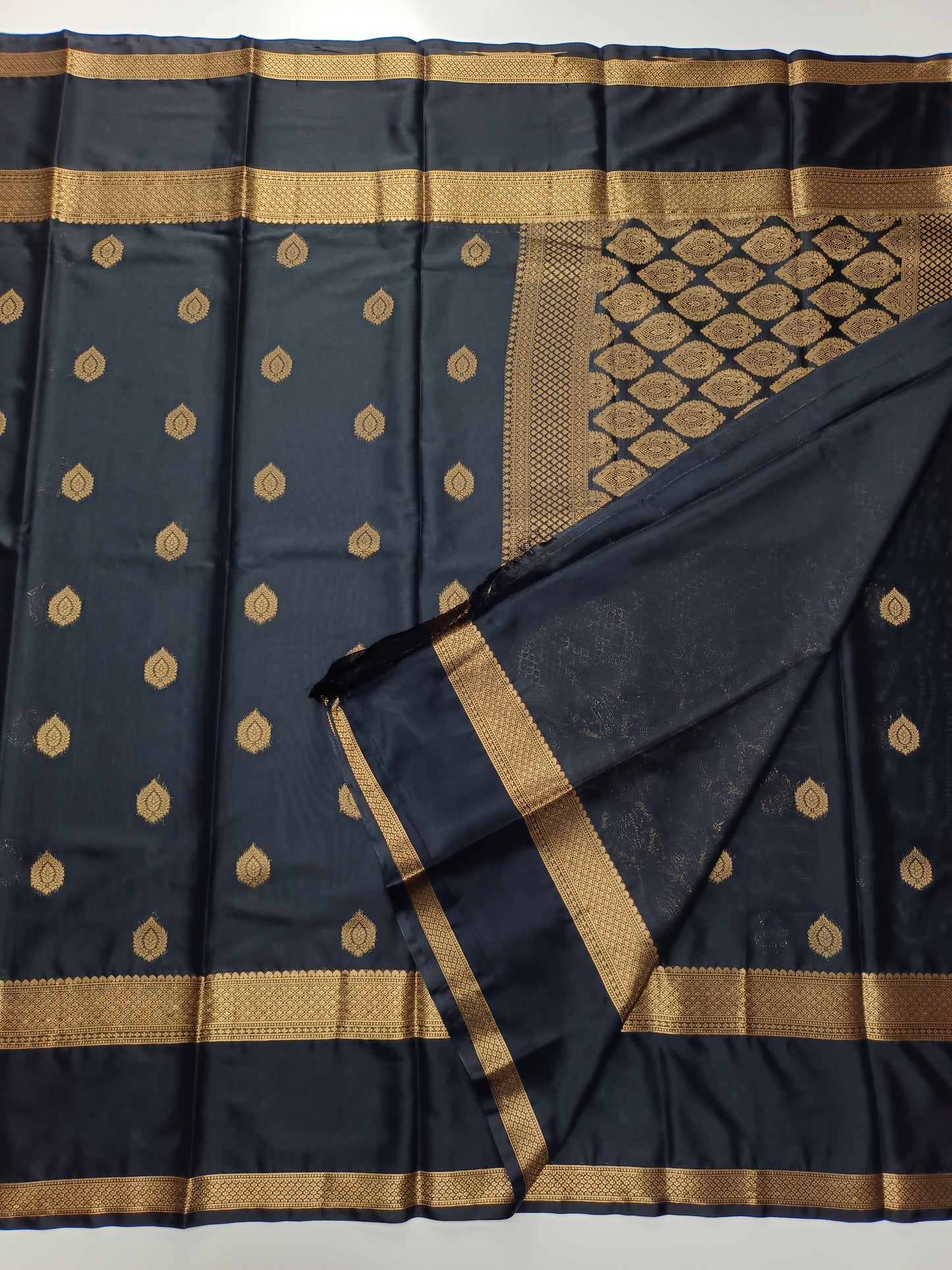 SEMI CREPE SILK SAREE