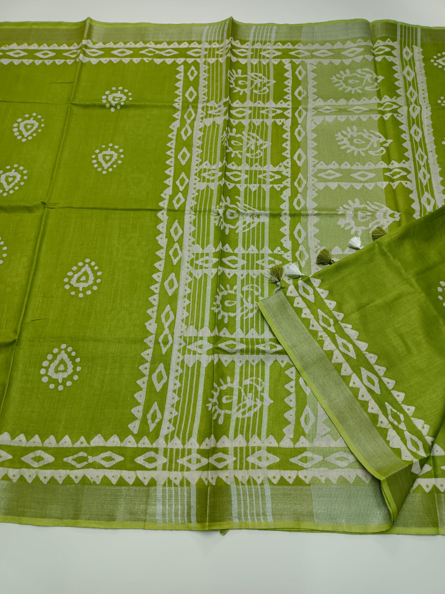 FANCY LENIN SAREE