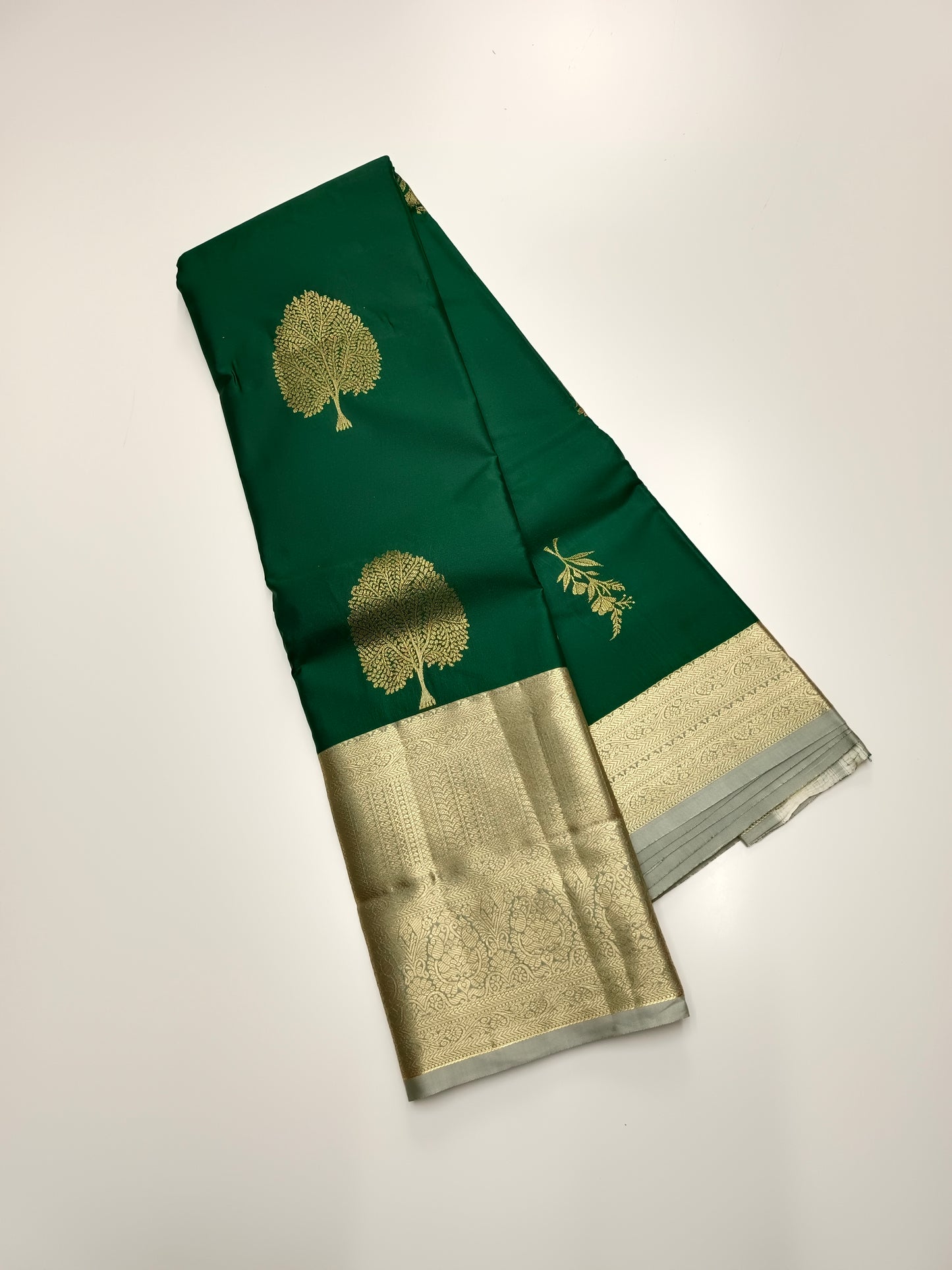 KANCHIPURAM SEMI SILK SAREE