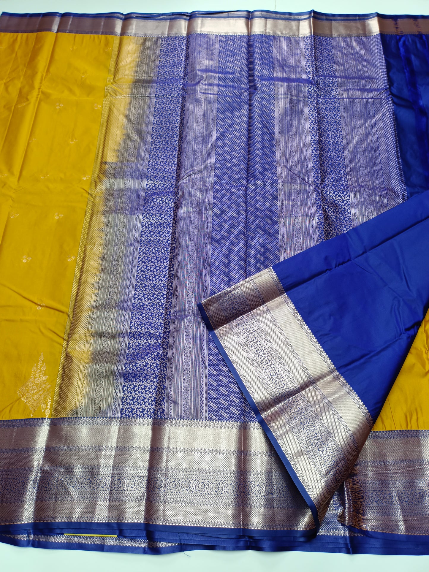 KANCHIPURAM SEMI SILK SAREE