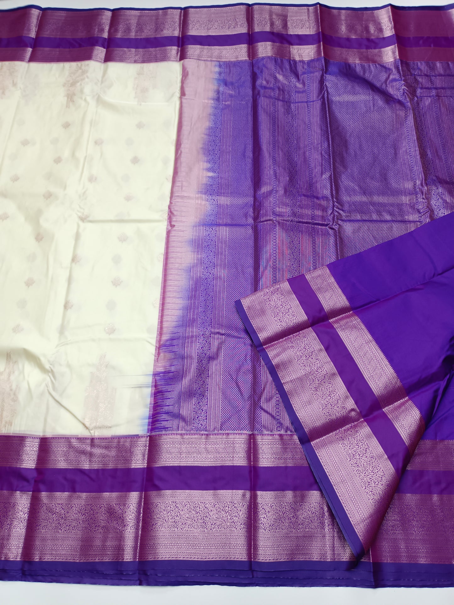 KANCHIPURAM SEMI SILK SAREE