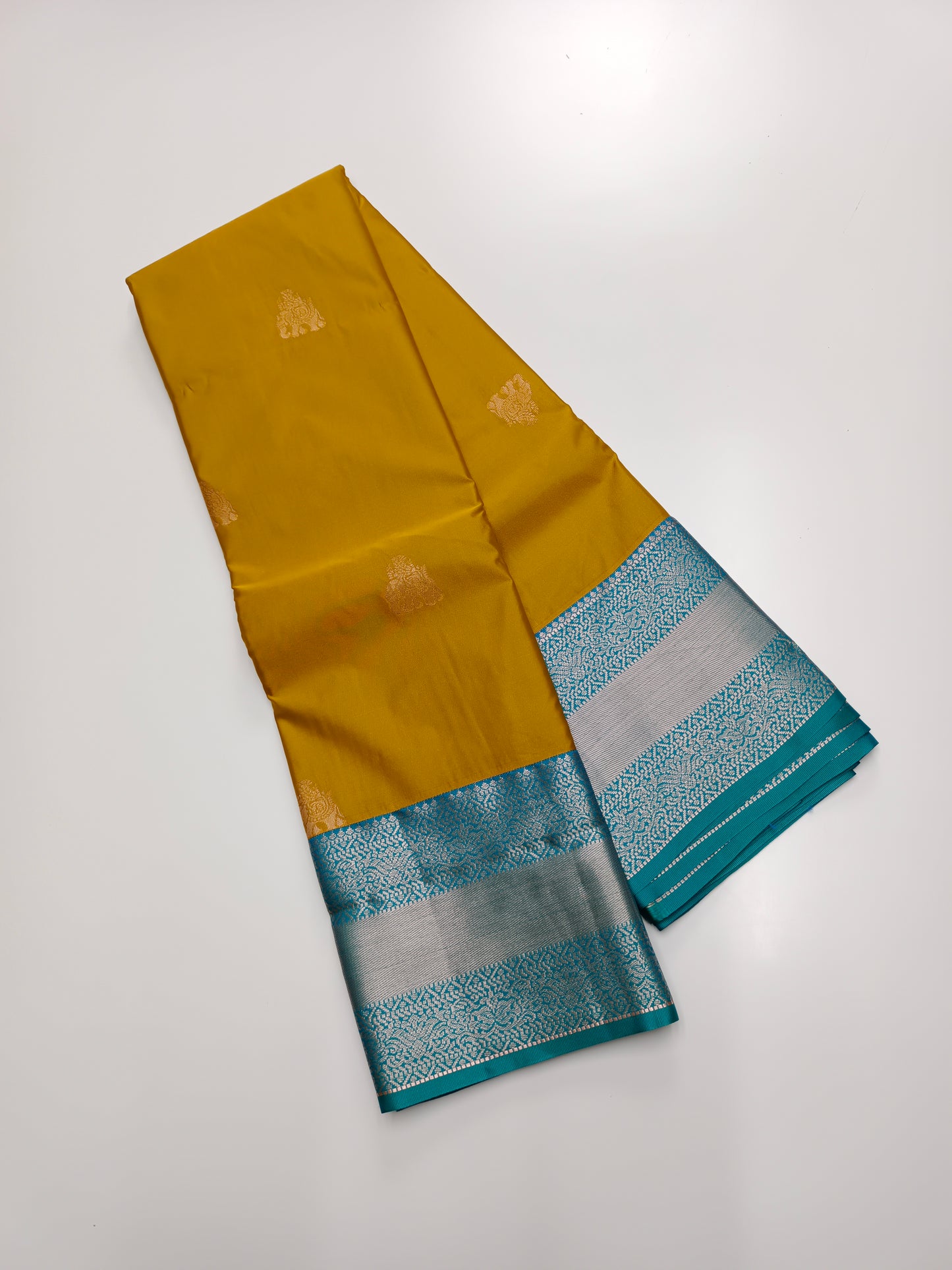 KANCHIPURAM SEMI SILK SAREE