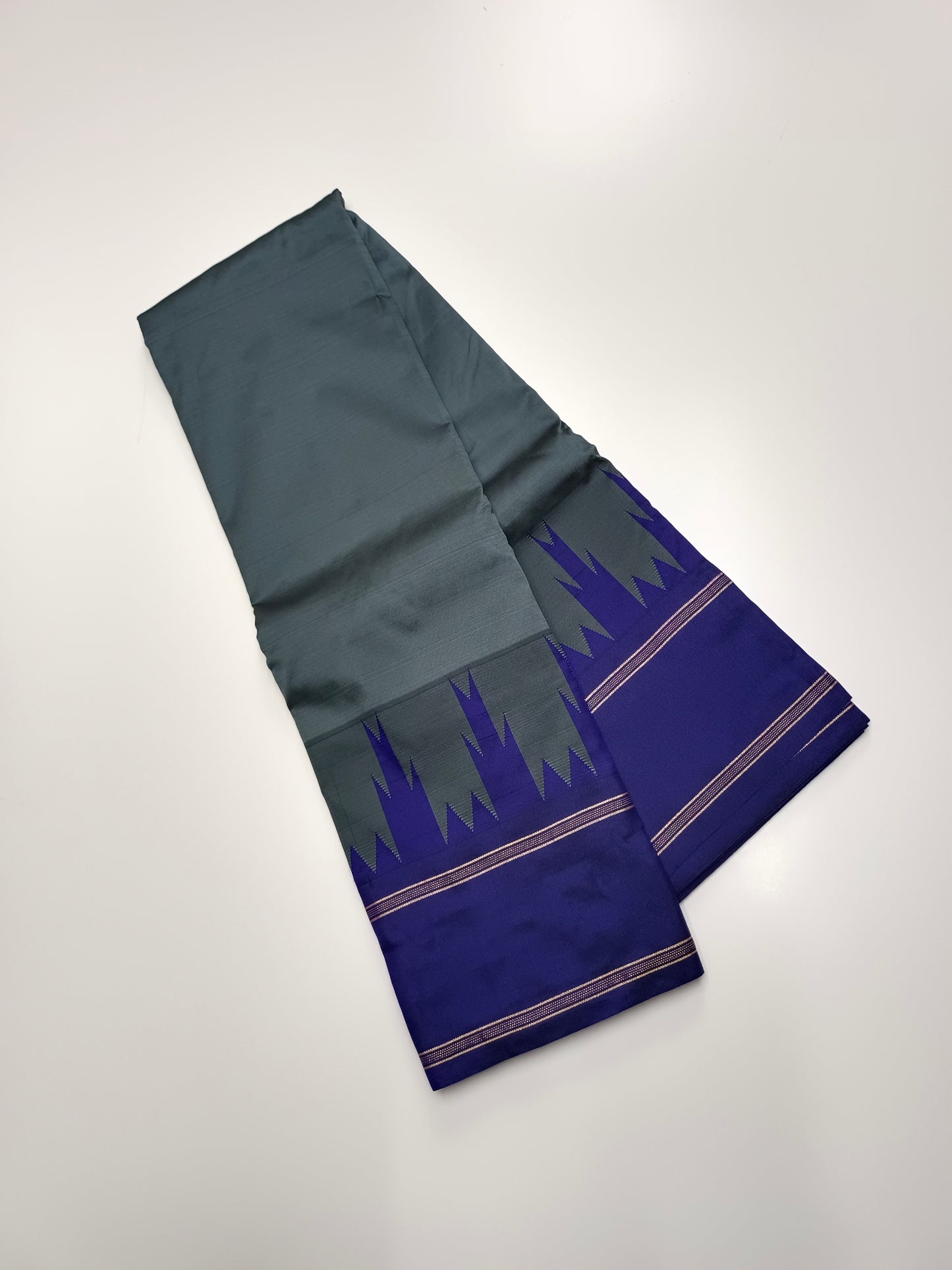 MINI MOLALKALMURU SILK SAREE