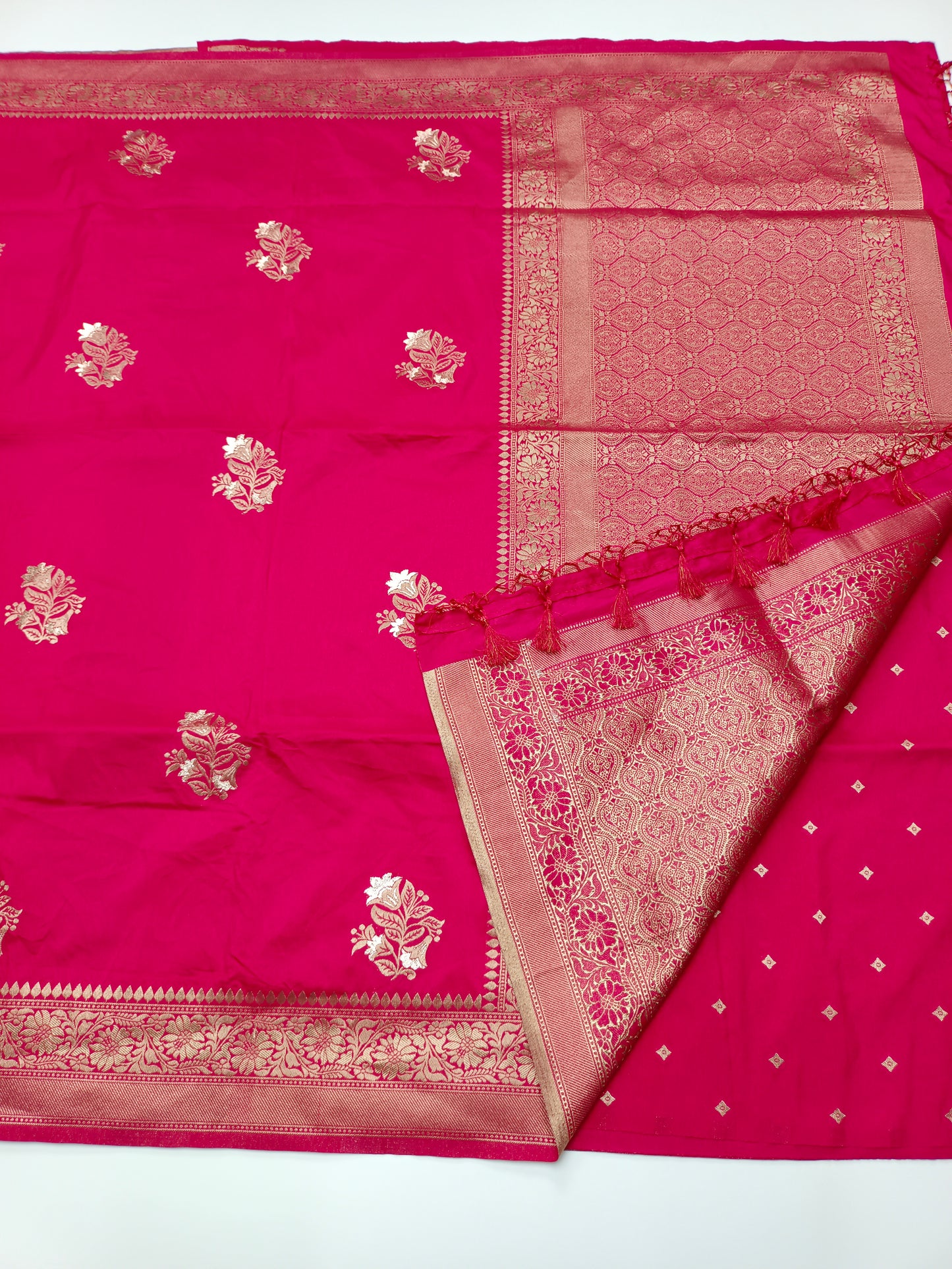 SEMI KHATAN SAREE