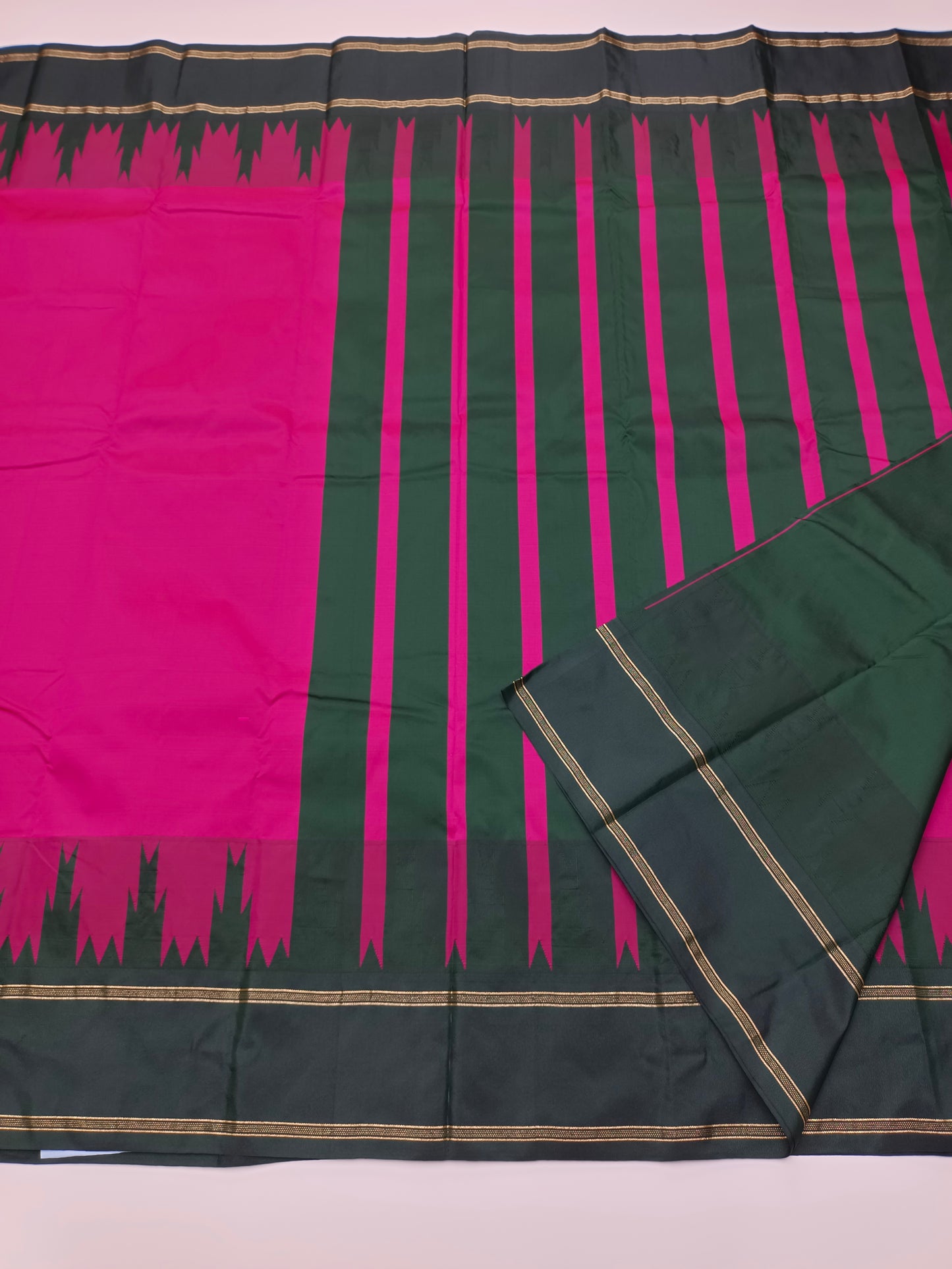 MINI MOLALKALMURU SILK SAREE