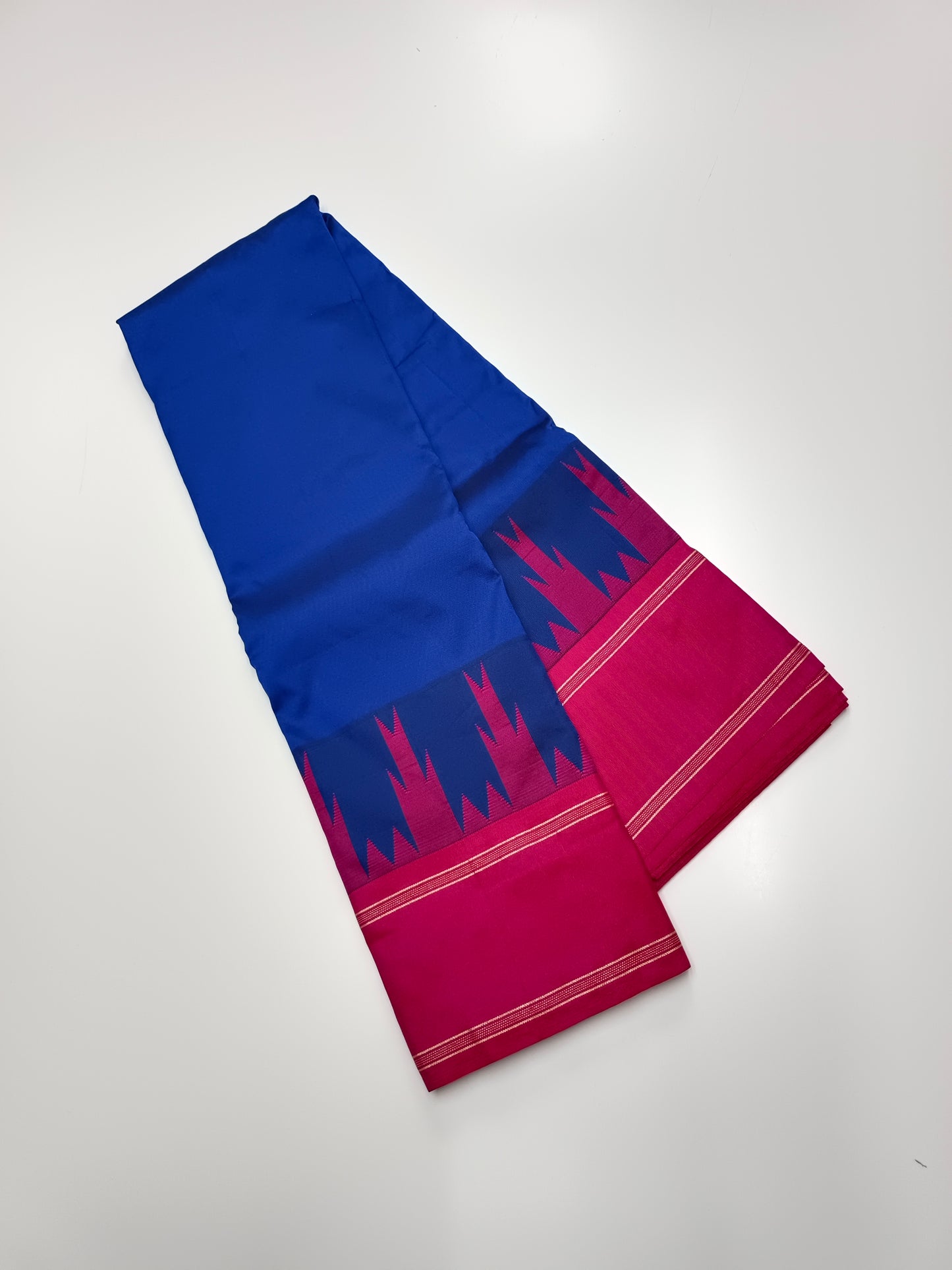 MINI MOLALKALMURU SILK SAREE
