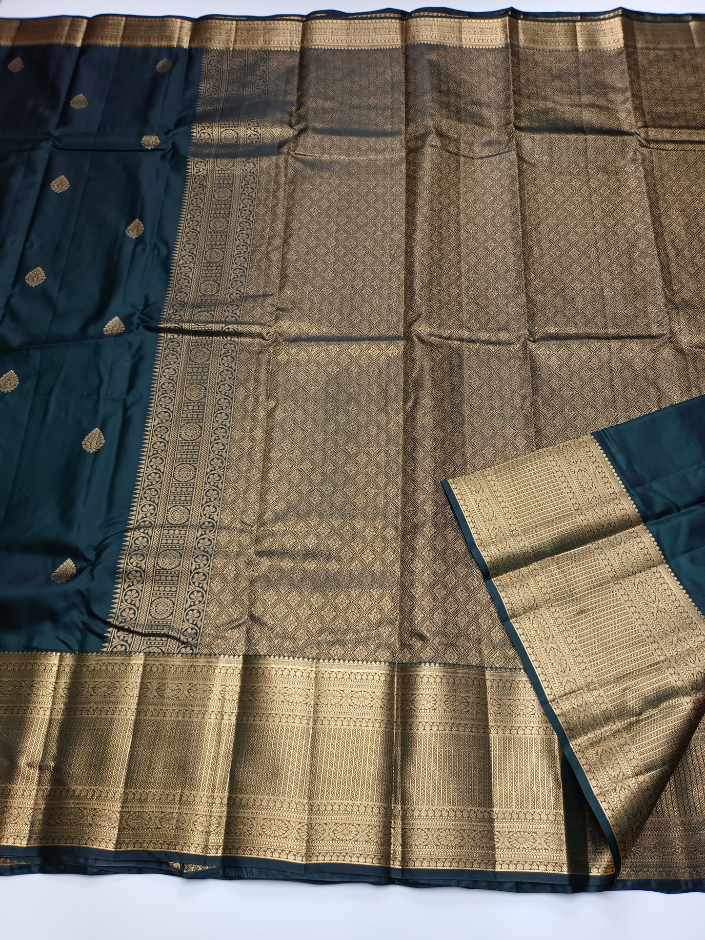 KANCHIPURAM SEMI SILK SAREE