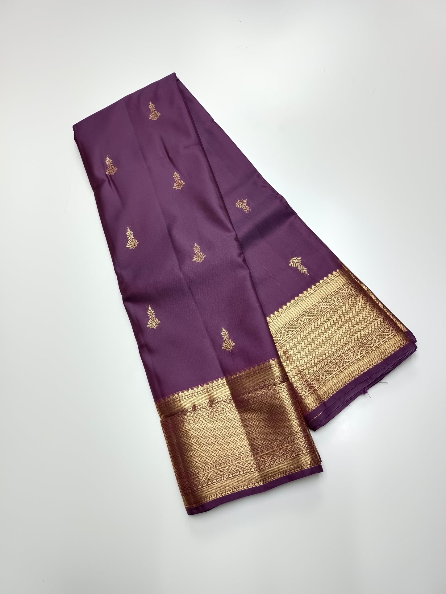 KANCHIPURAM SEMI SILK SAREE