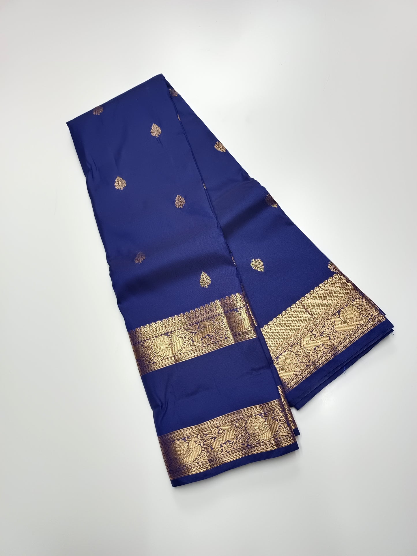 KANCHIPURAM SEMI SILK SAREE