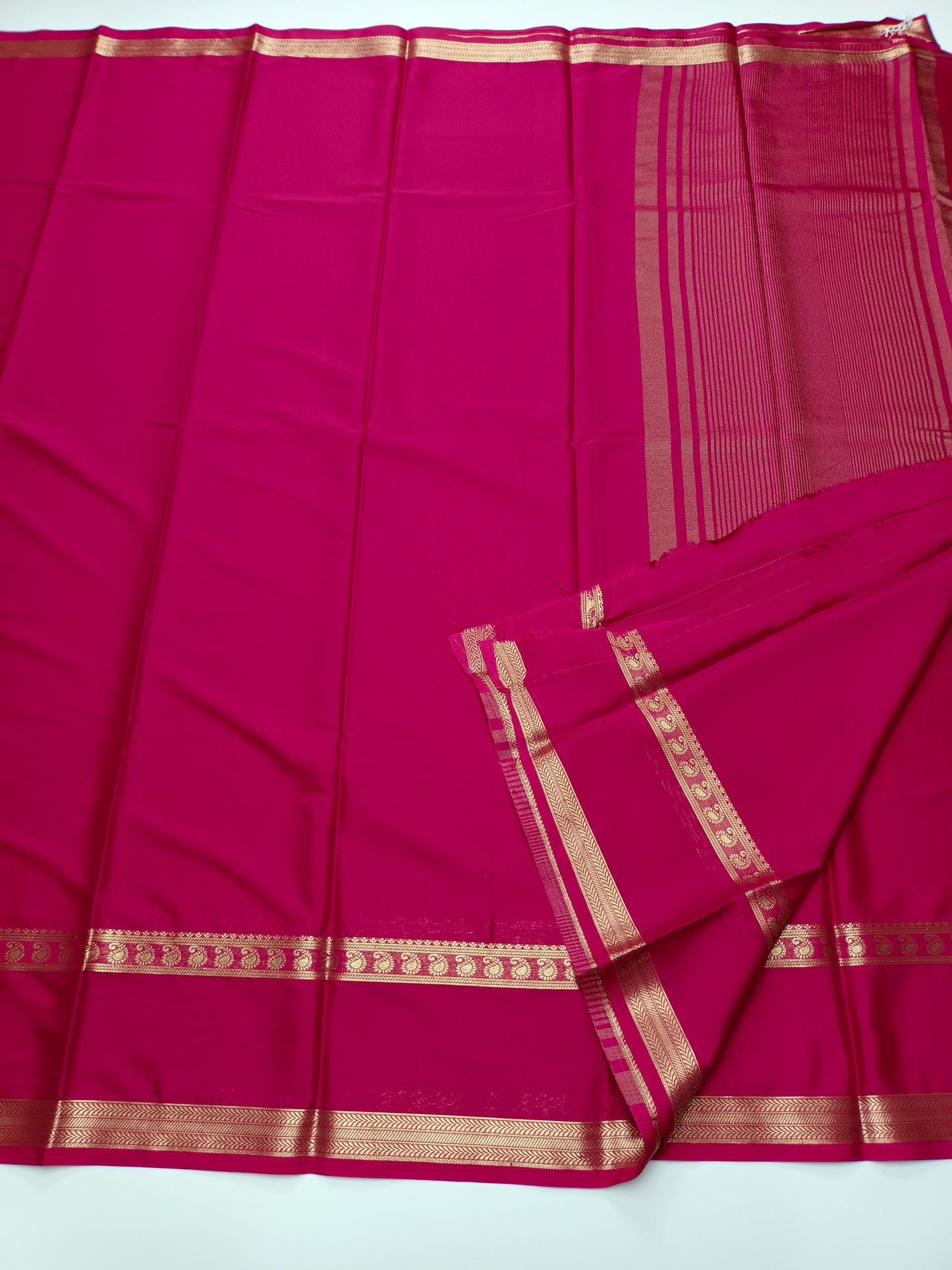 ART CREPE SAREE