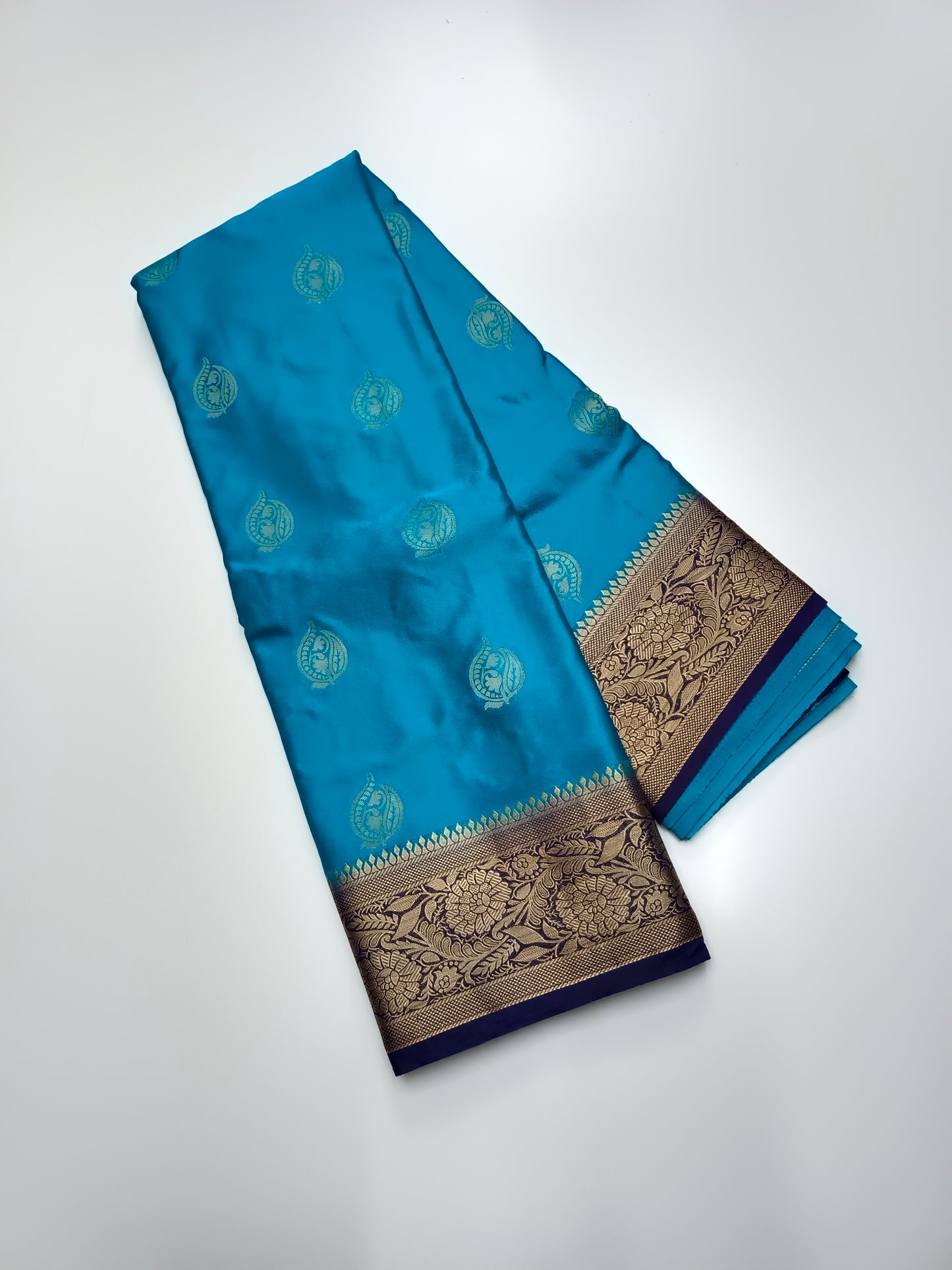 ART CREPE SAREE