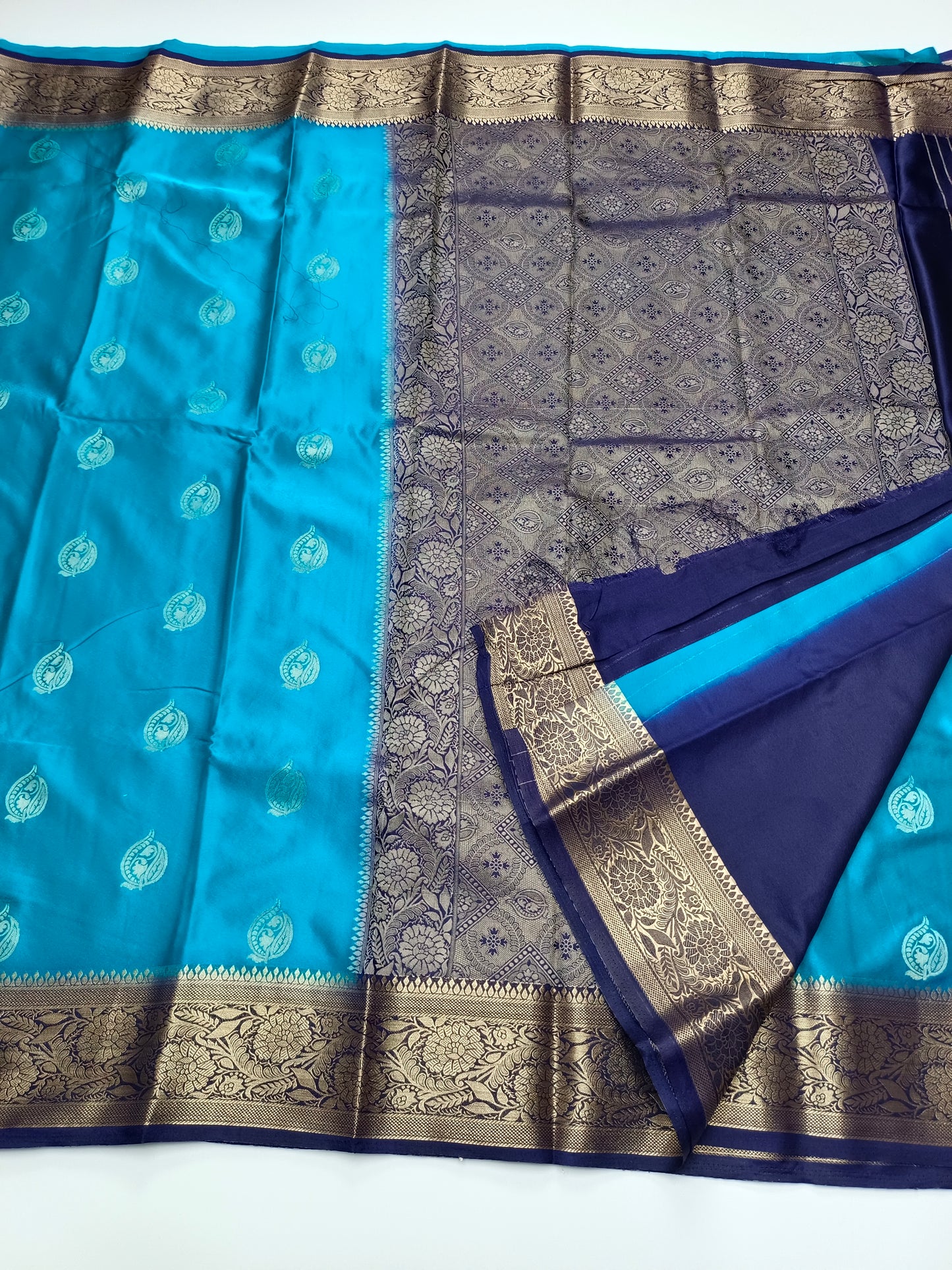 ART CREPE SAREE