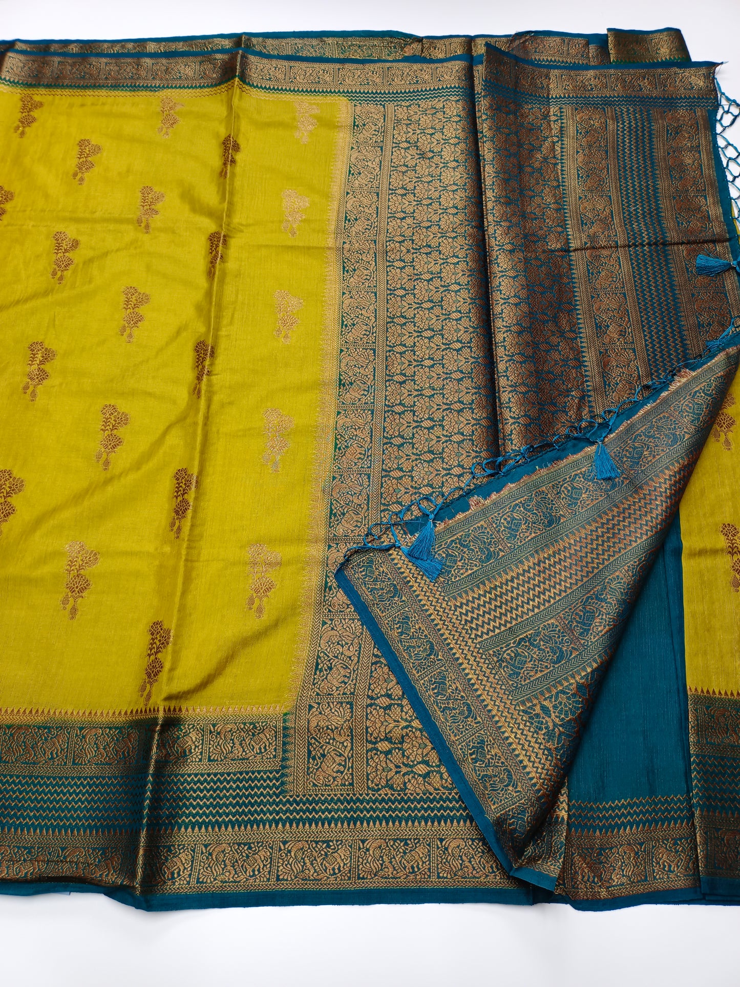FANCY LENIN SAREE