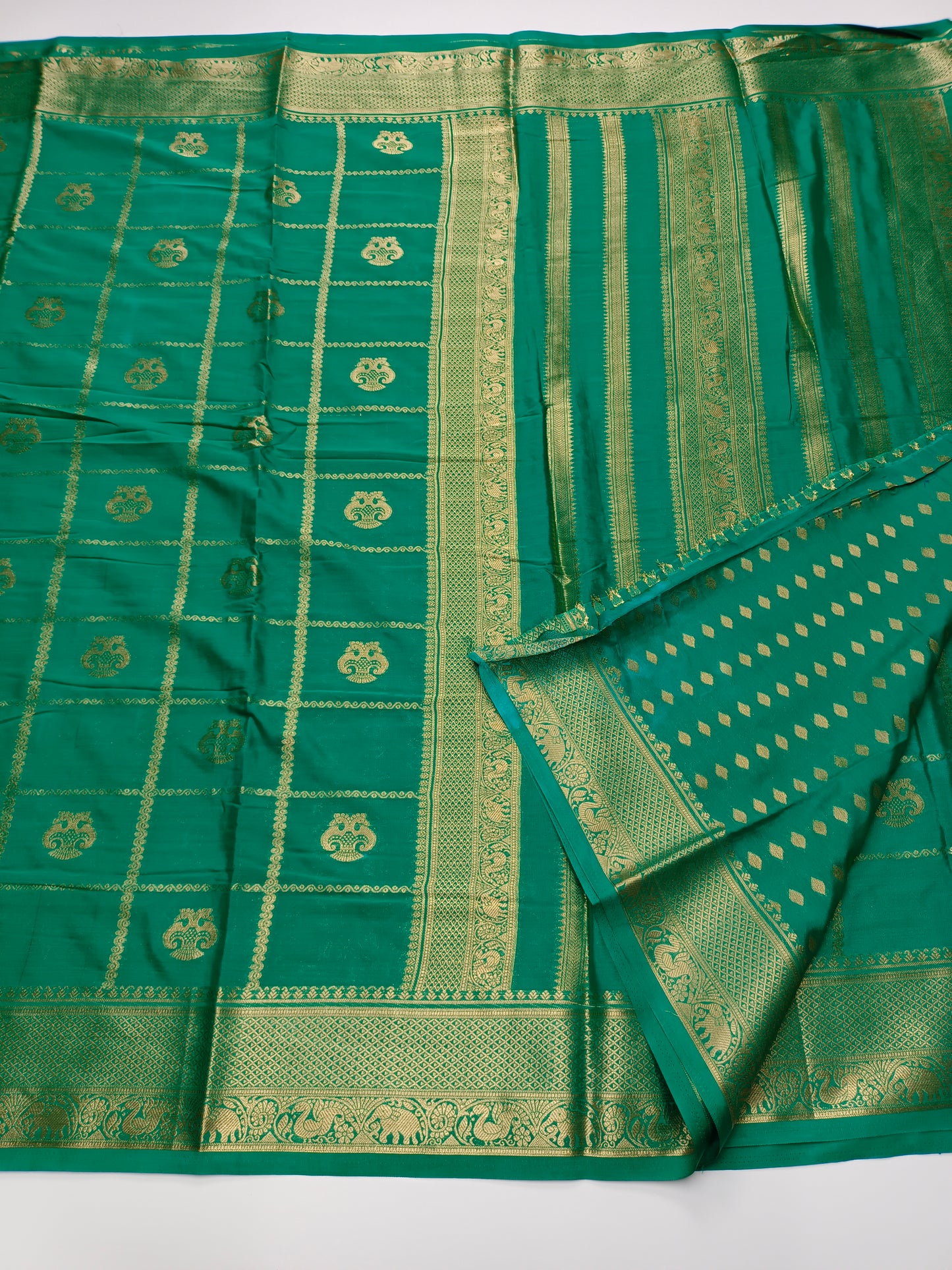 SEMI CREPE SILK SAREE
